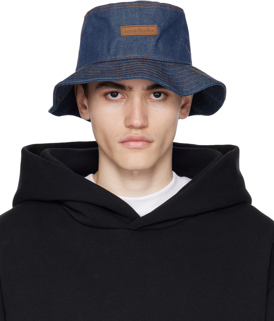 Acne Studios Chapeau bob indigo en denim à écusson SSENSE France