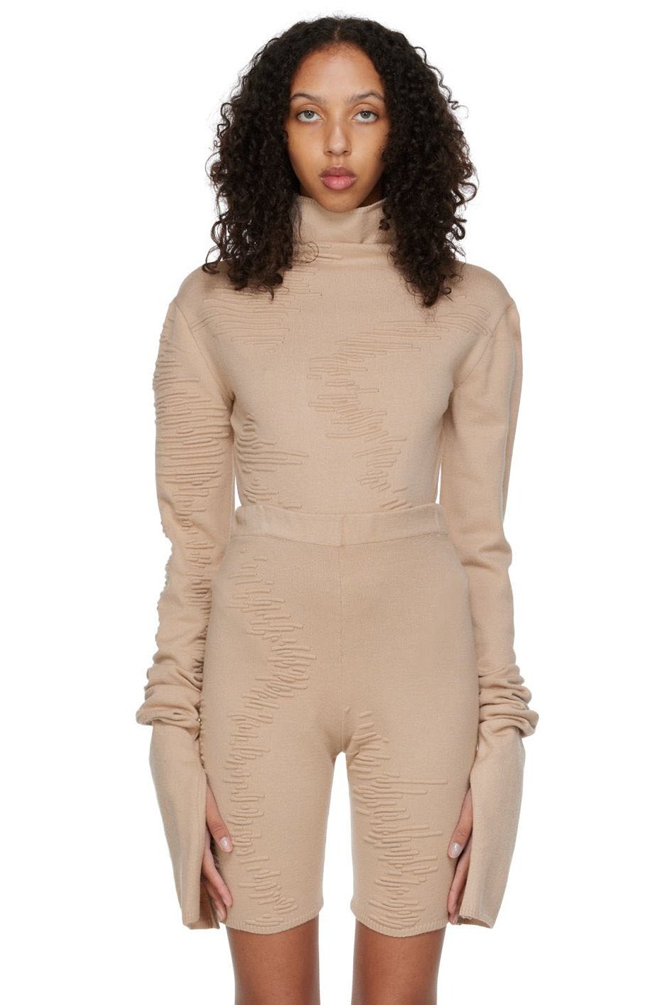 SELASI - Justaucorps beige édition KBN Knitwear exclusif à SSENSE