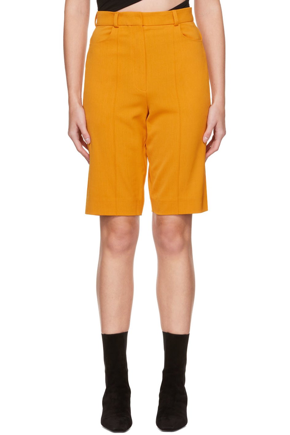 Olēnich - Short orange à coutures pincées