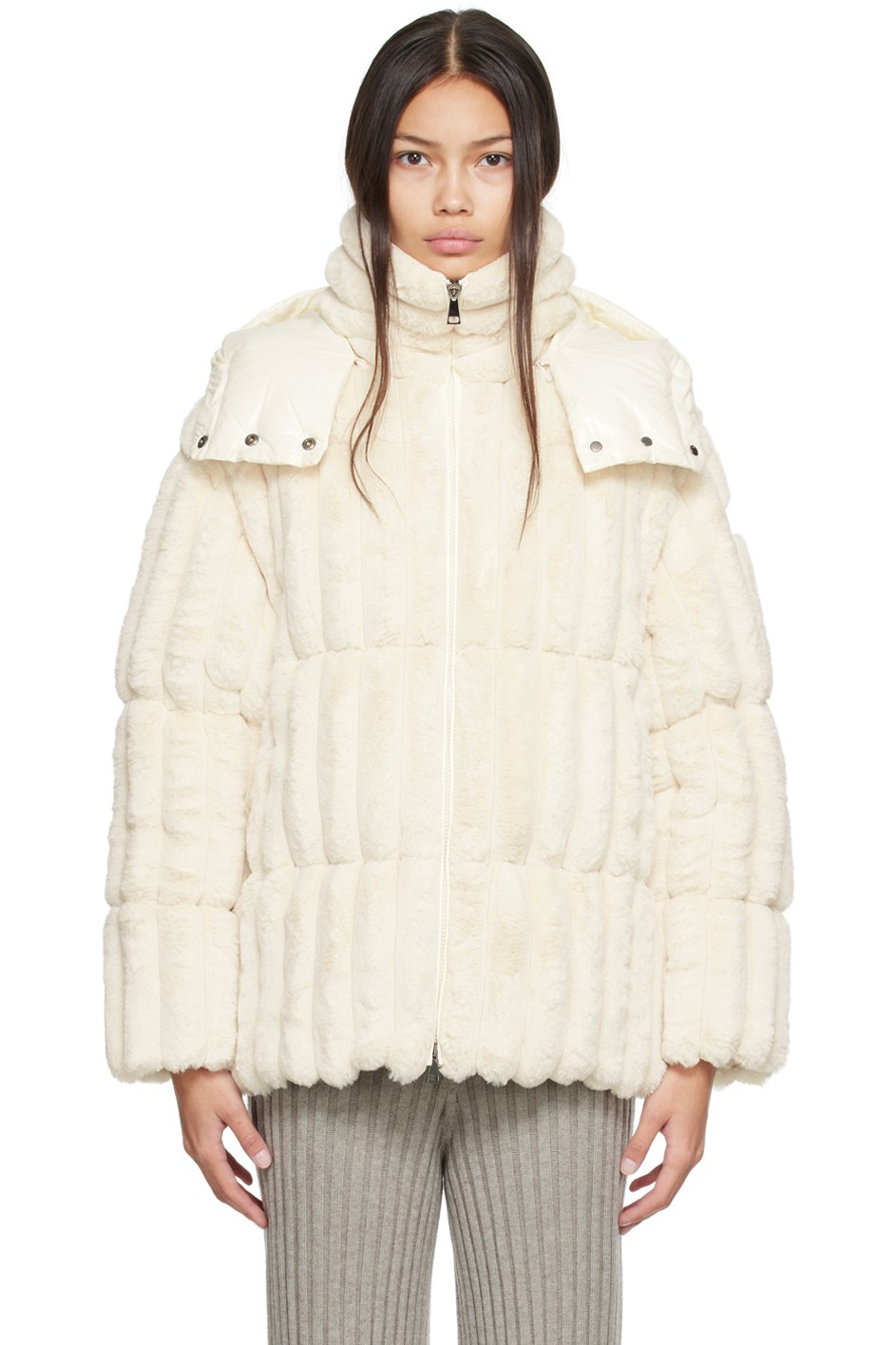 Moncler - Blouson Fare blanc en fourrure synthétique rembourré en duvet