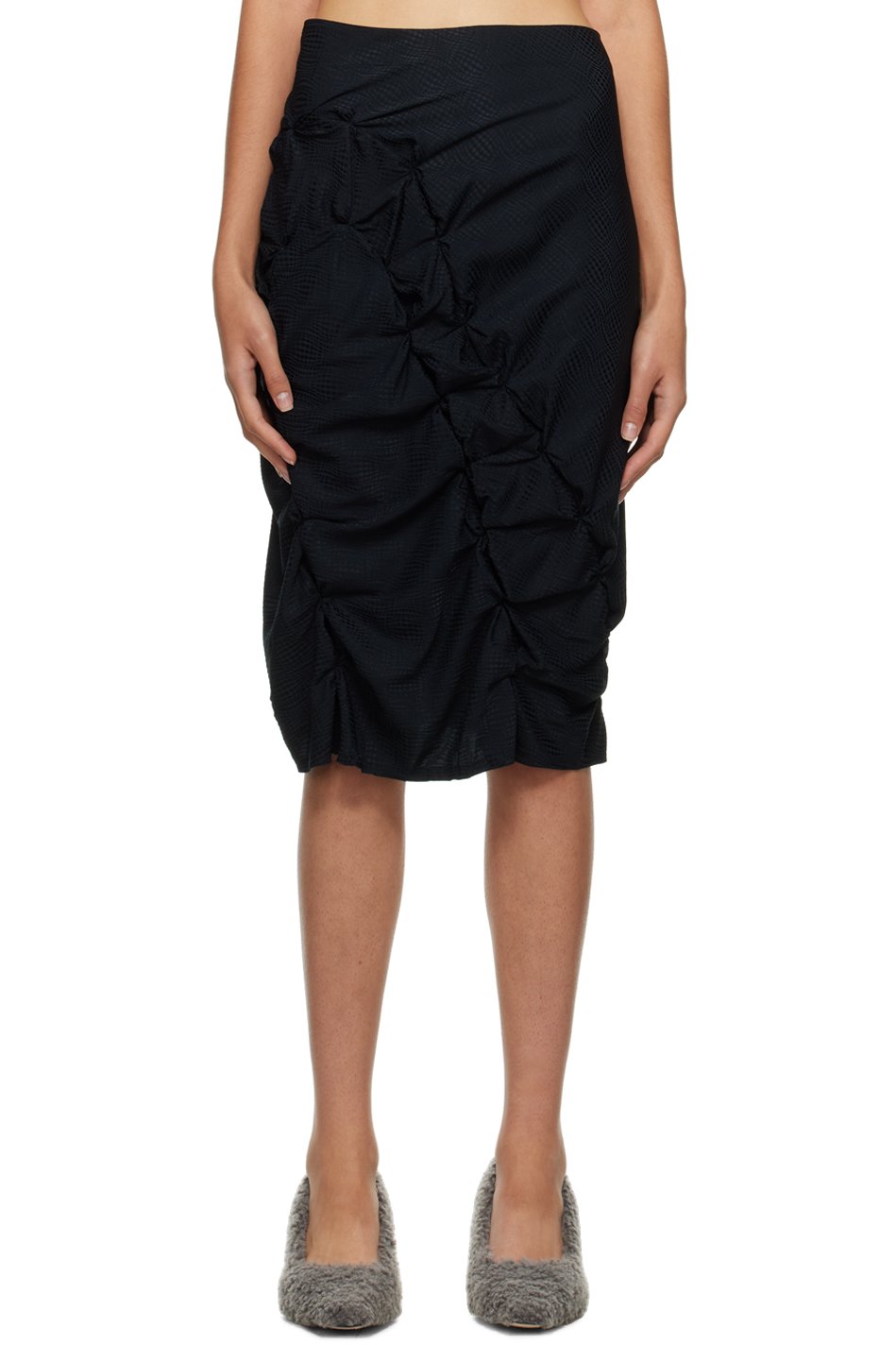 Rui - Black Ruched Midi Skirt