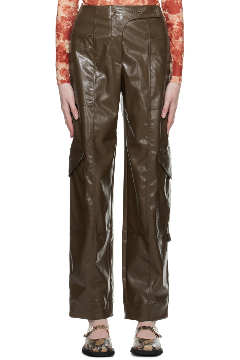 GANNI - Pantalon brun en cuir synthétique verni