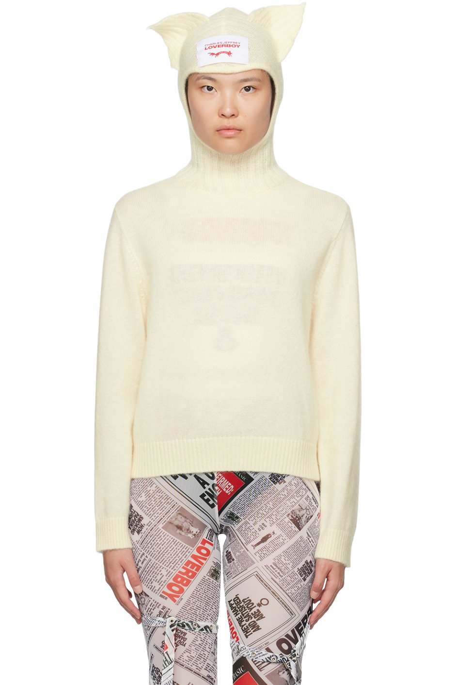 Charles Jeffrey LOVERBOY - Pull blanc cassé à capuche de style passe-montagne à appliqués graphiques