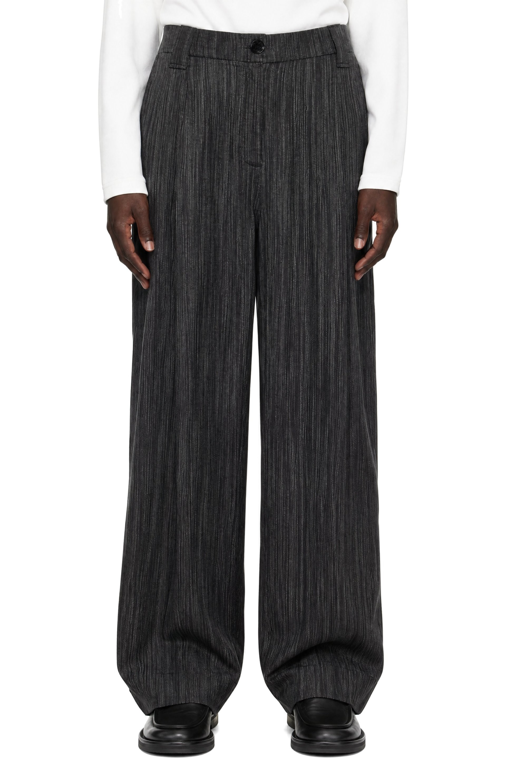 GANNI - Pantalon gris en tissu de costume à taille mi-haute et à plis