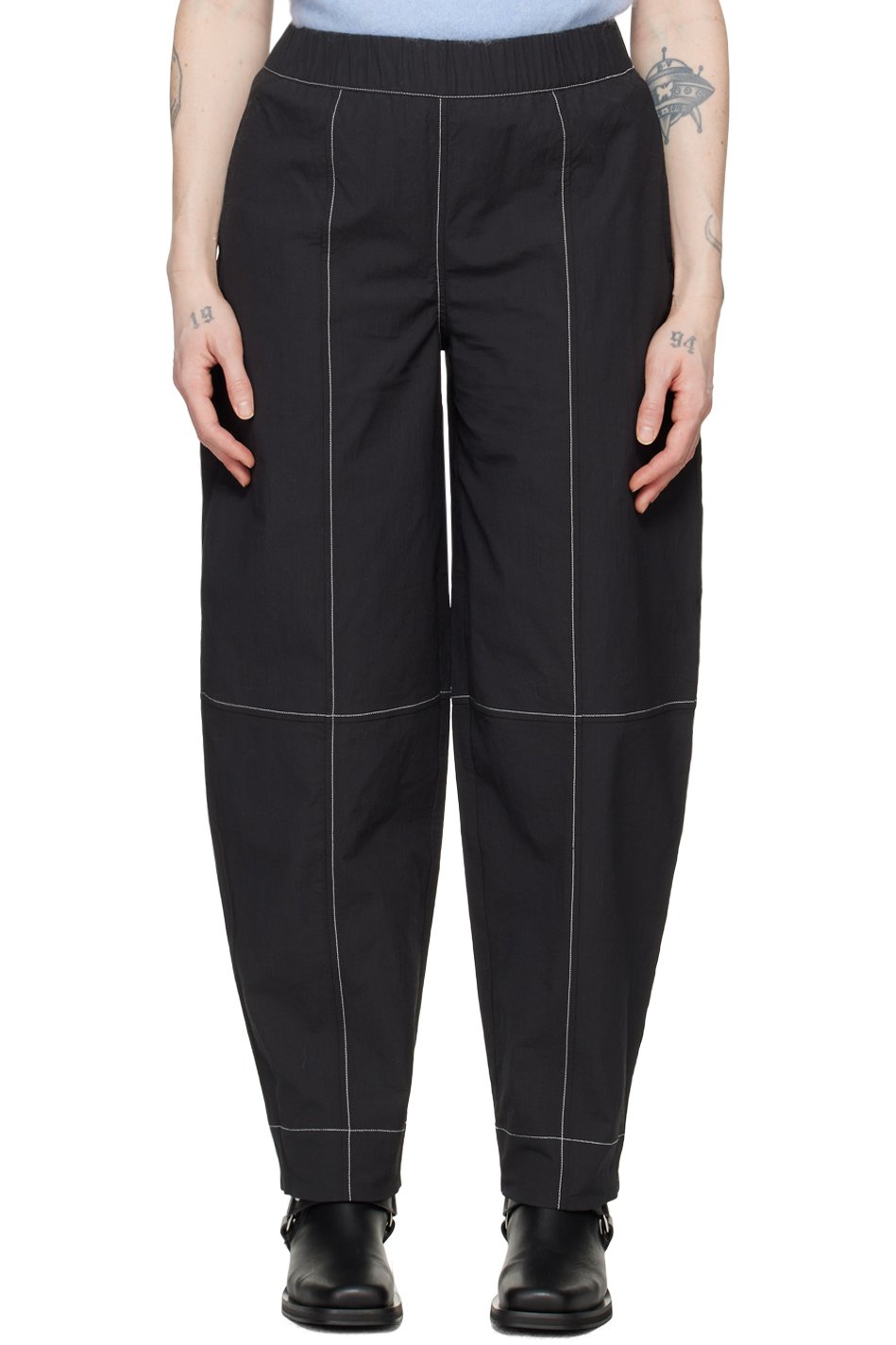 GANNI - Pantalon noir à coutures extérieures incurvées