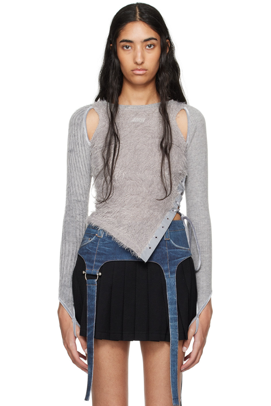 Andersson Bell - Pull gris en tricot à poils longs à découpes
