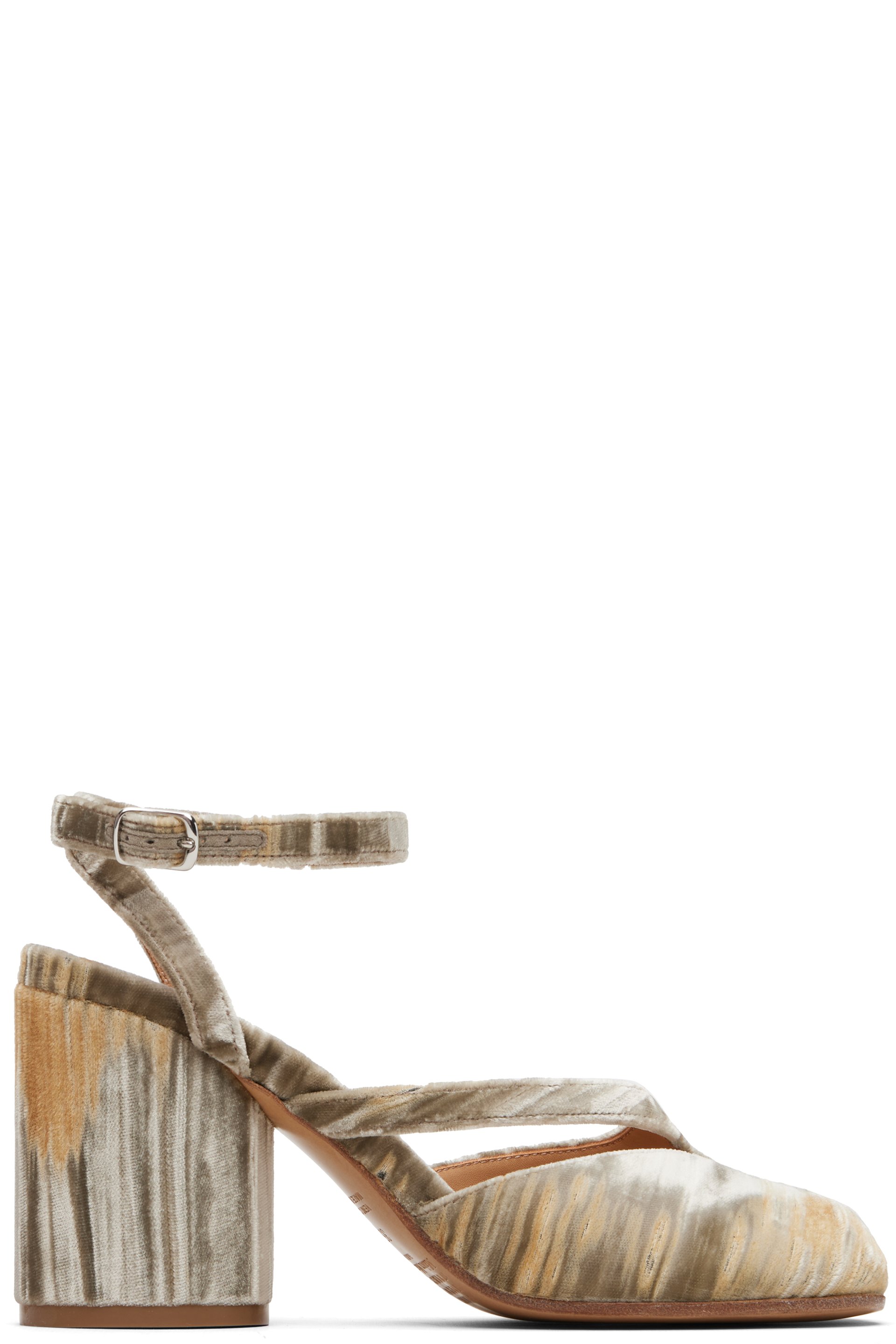 Maison Margiela - Sandales à talon beiges à bout Tabi