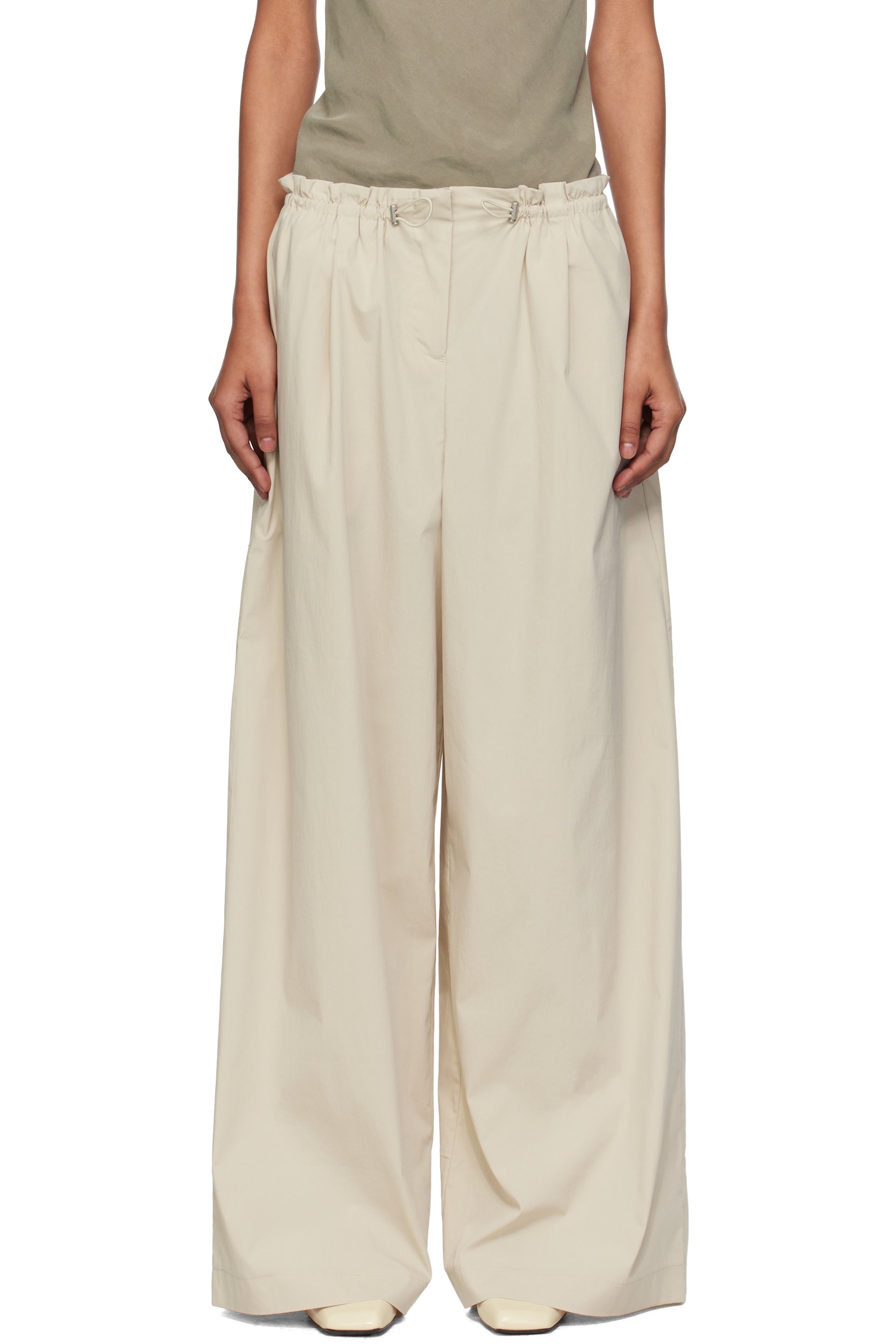 St. Agni - Pantalon beige à taille plissée