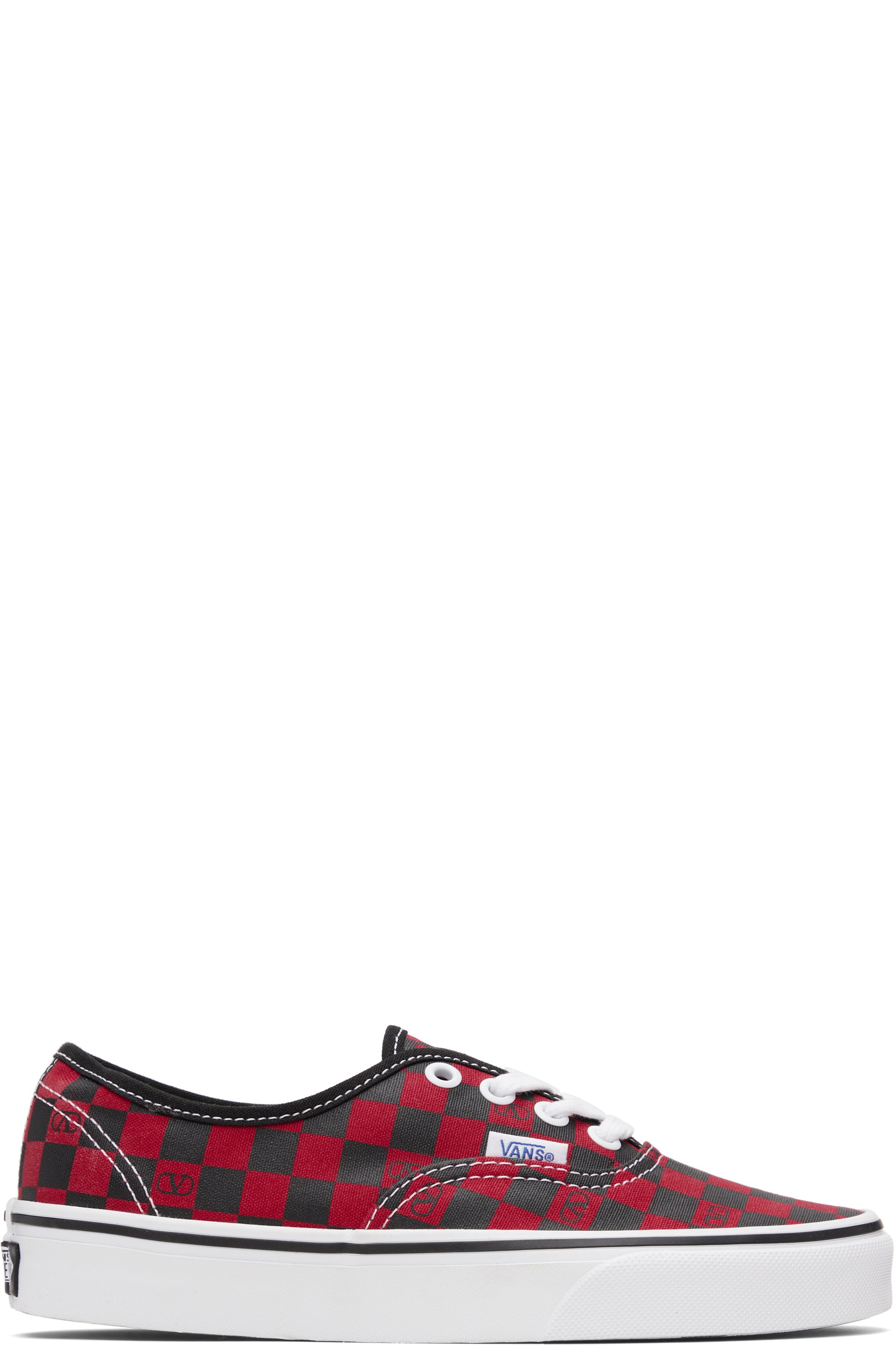 Valentino Garavani - Baskets basses rouges à motif damier et à logo en V édition Vans