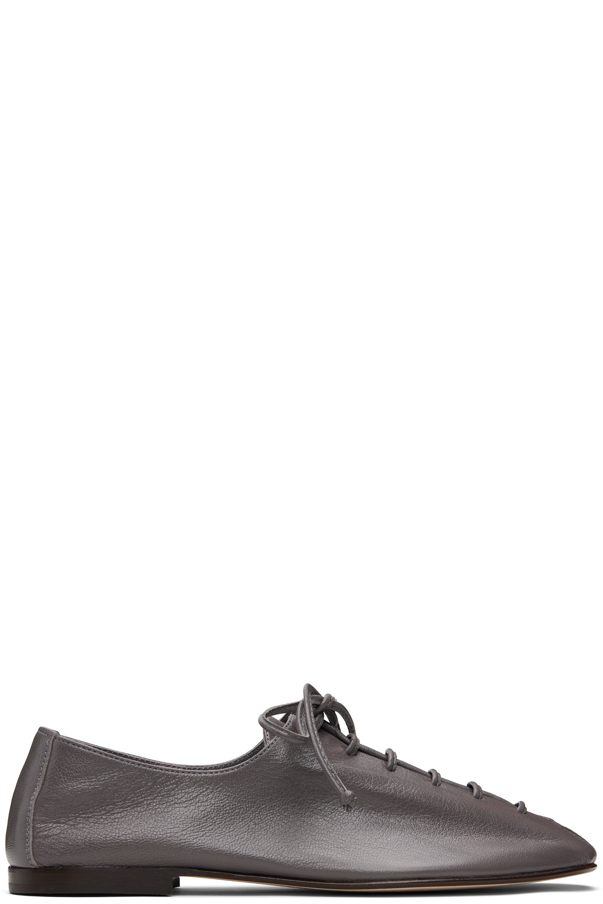 HEREU - Gray Plegada Supple Shiny Derbys