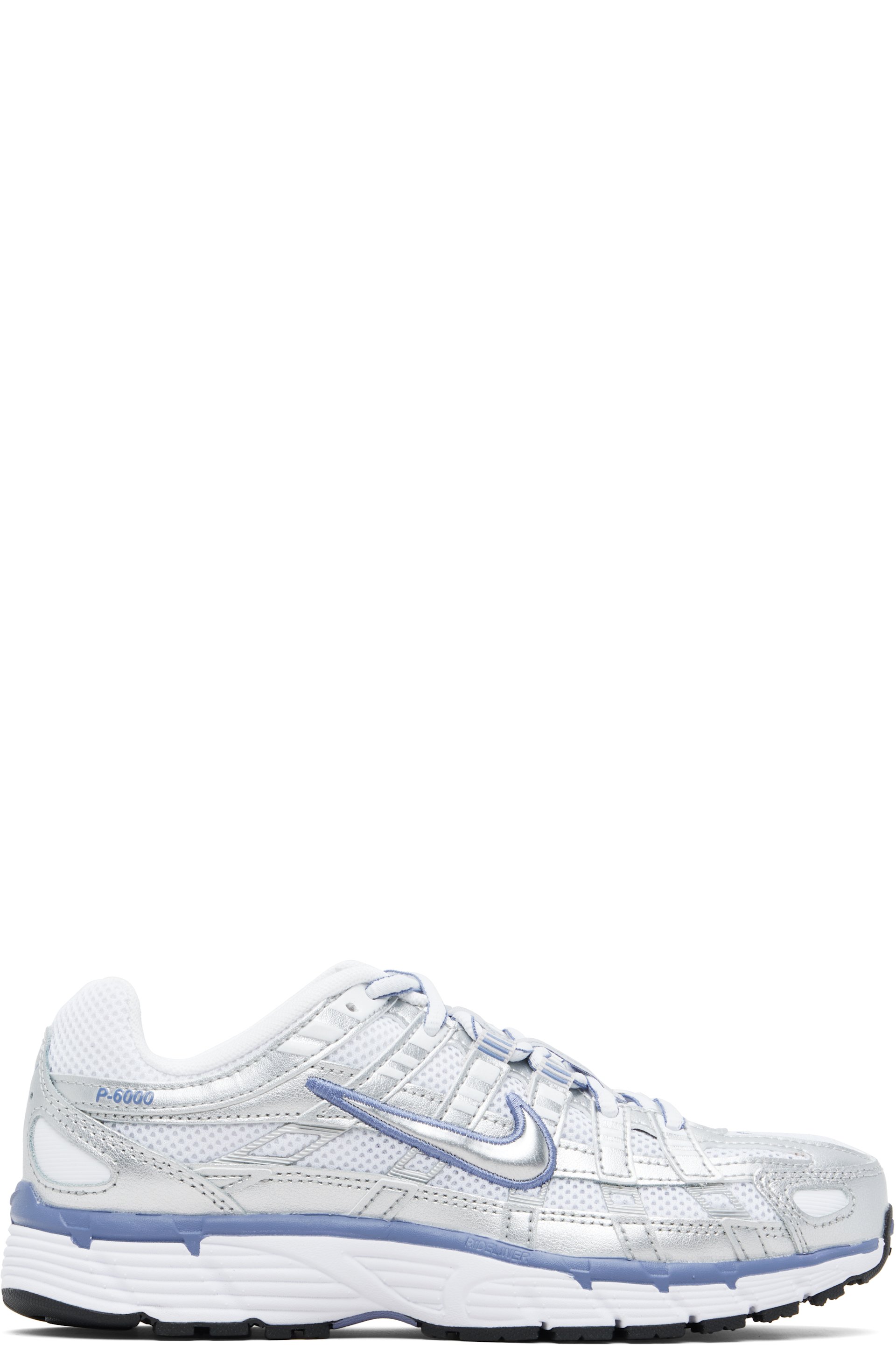 Nike - Baskets P-6000 blanc et argenté