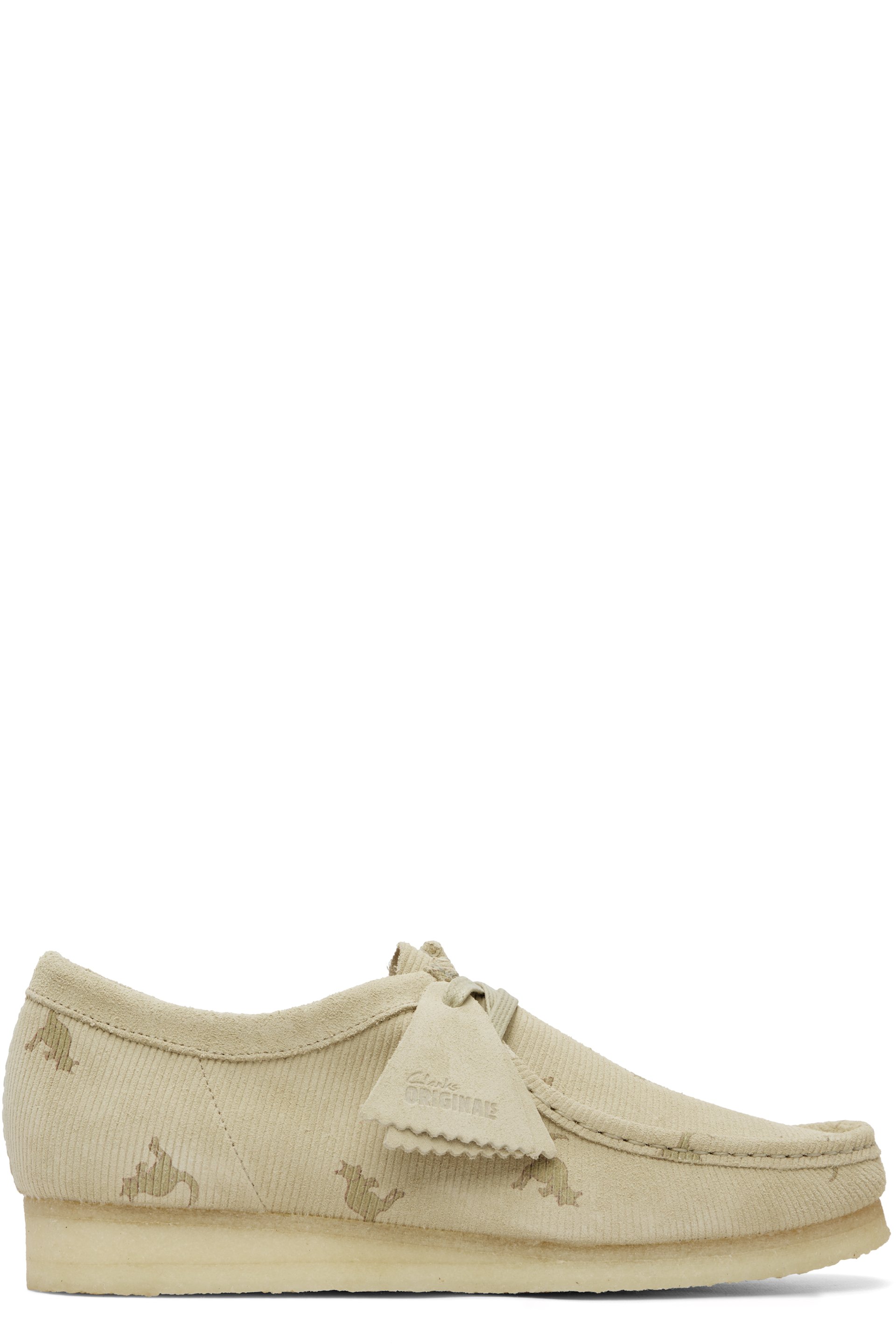 Clarks Originals - Beige Wallabee Derbys