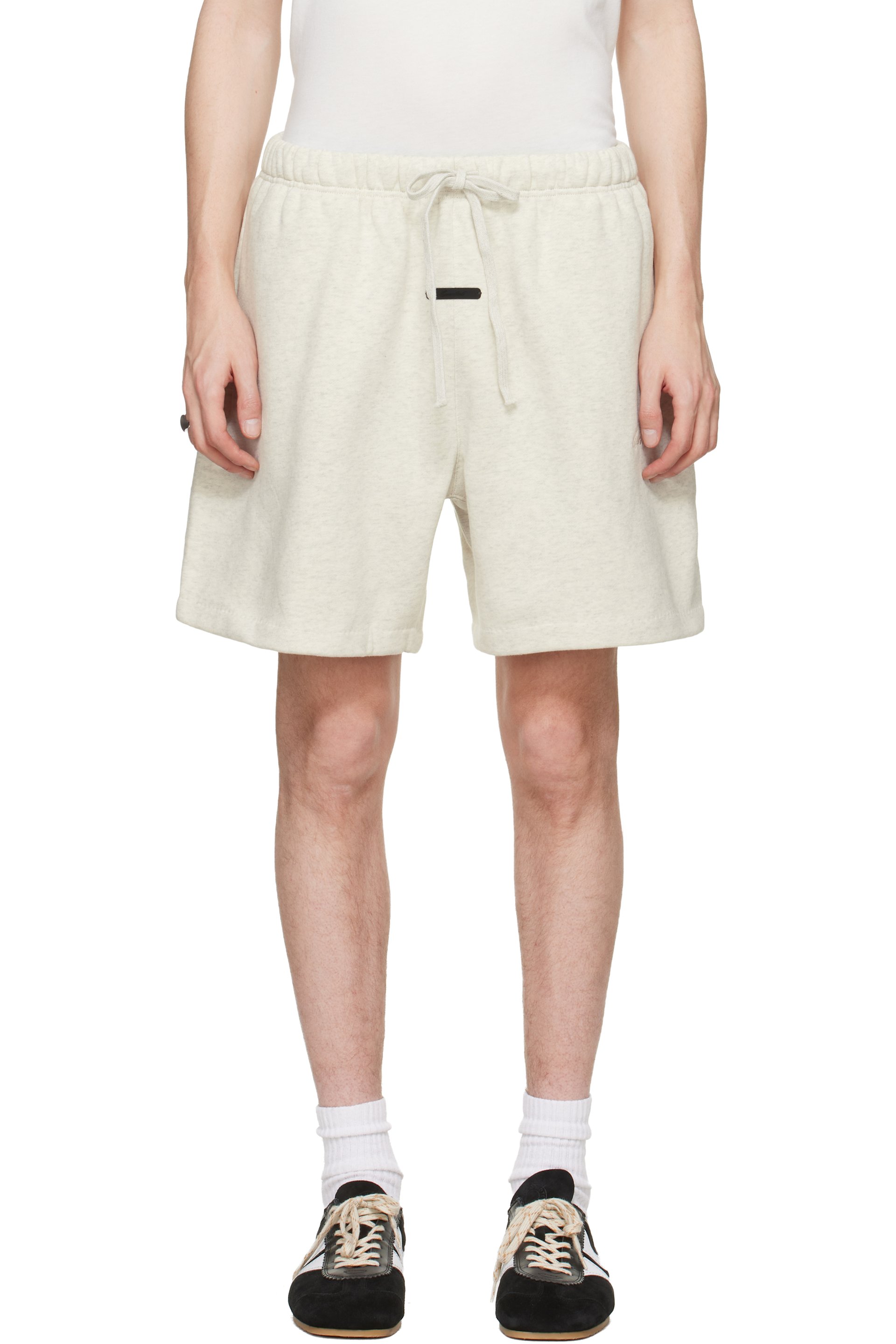 メンズ用 Fear of God ESSENTIALS ショートパンツ | SSENSE 日本