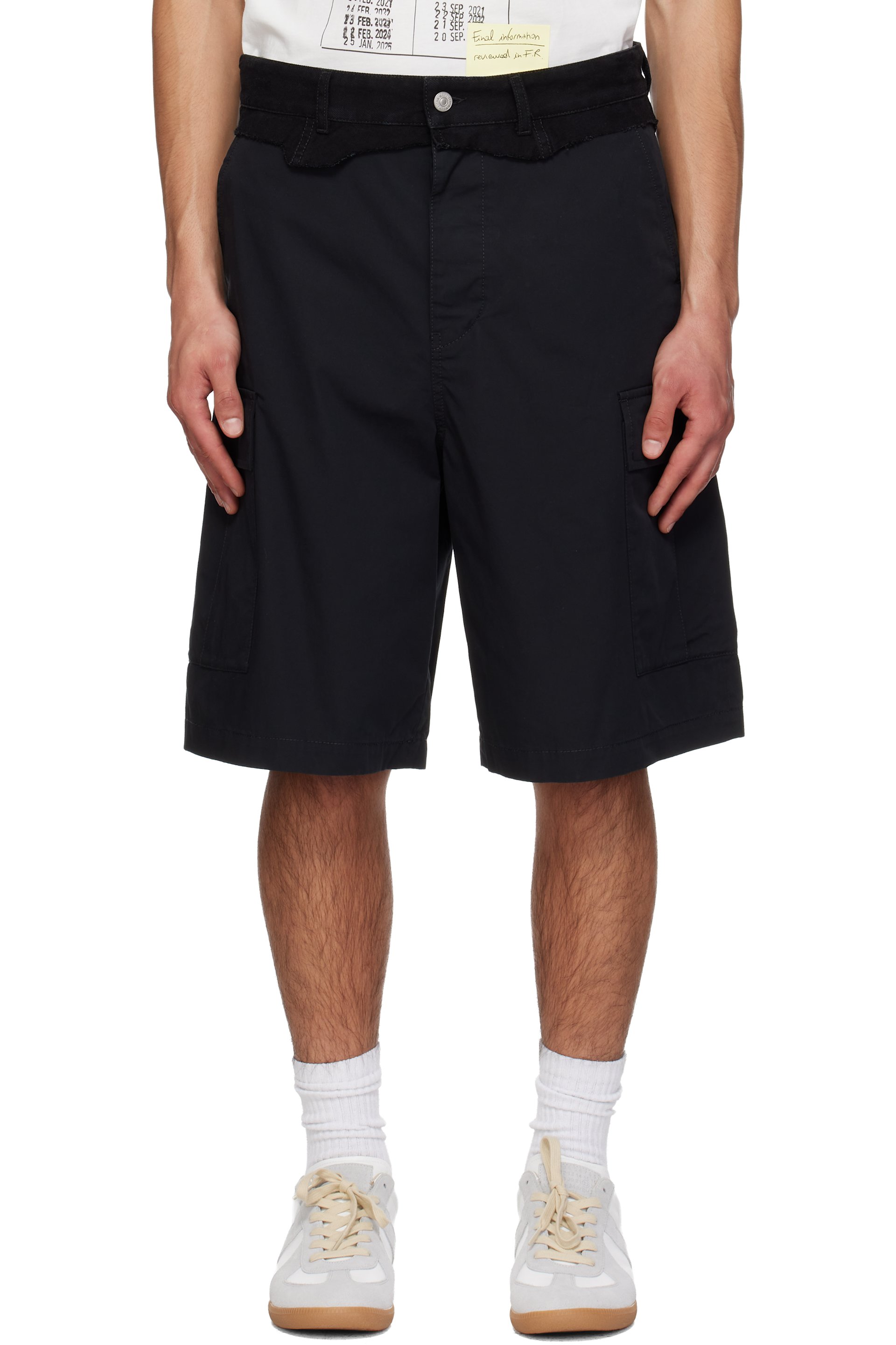 MM6 Maison Margiela - Short cargo noir à bords bruts