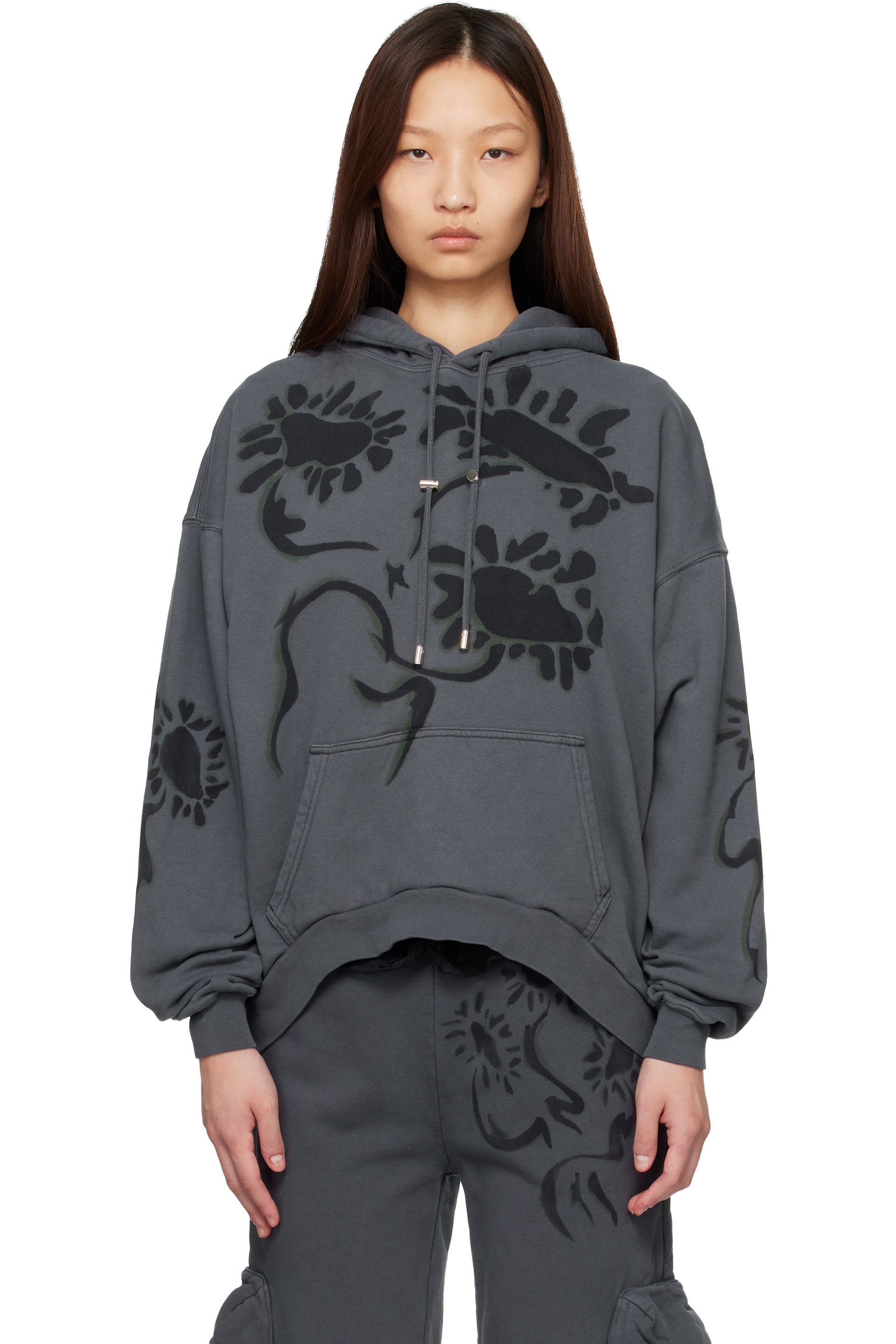Collina Strada - Pull à capuche gris à motif Charcoal Daisies et à ourlet arrondi