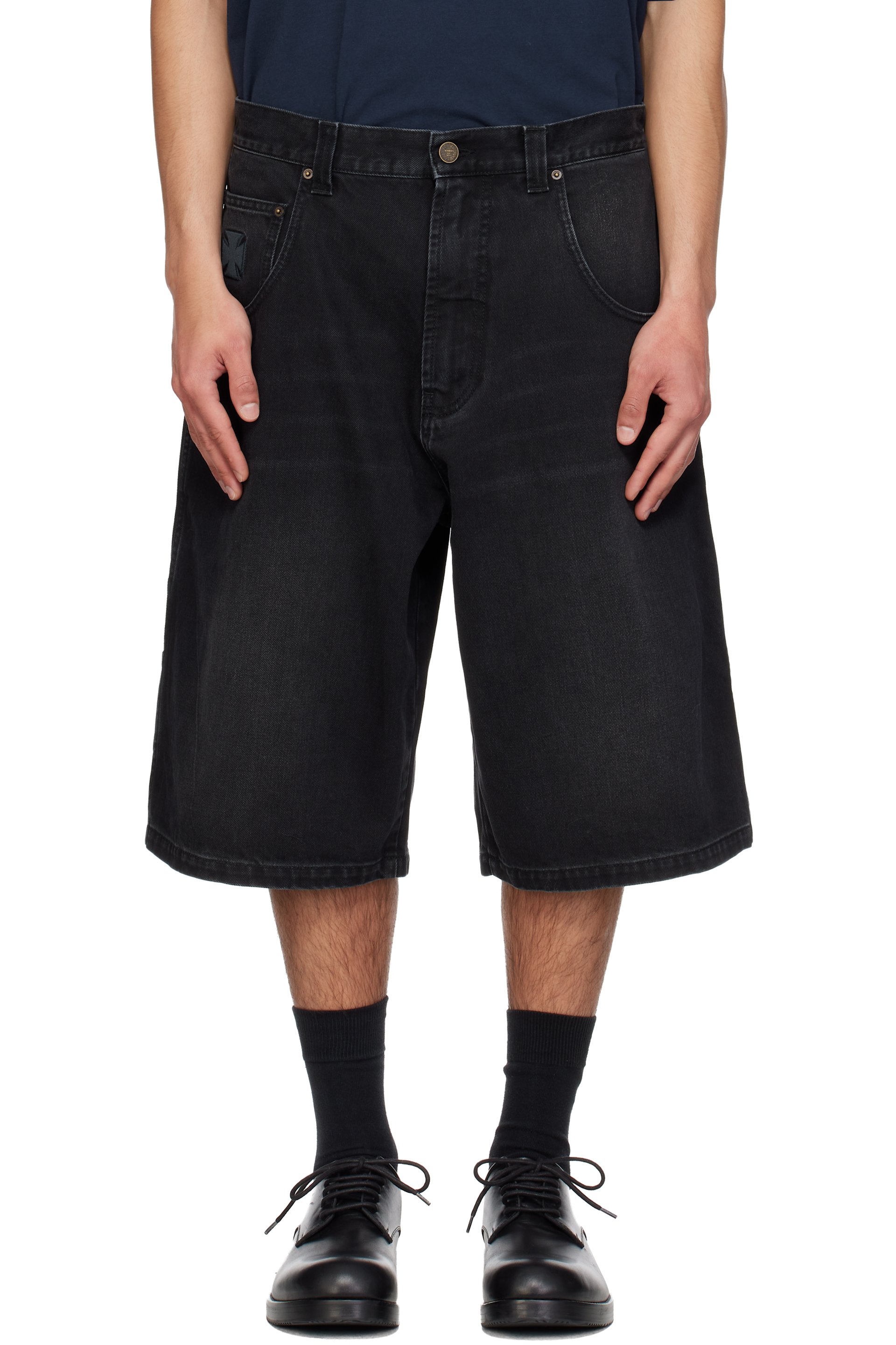 メンズ用 VETEMENTS ショートパンツ | SSENSE 日本
