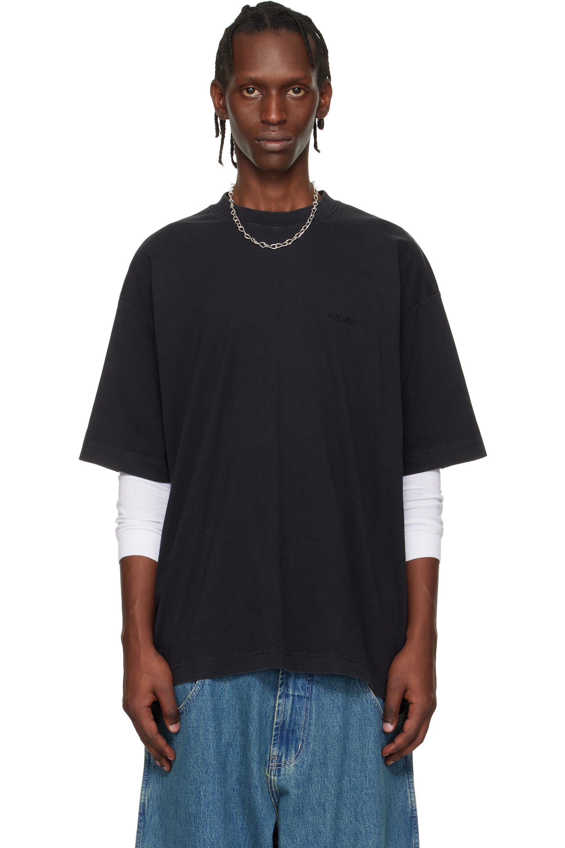 VETEMENTS - Black Iconic Logo T-shirt