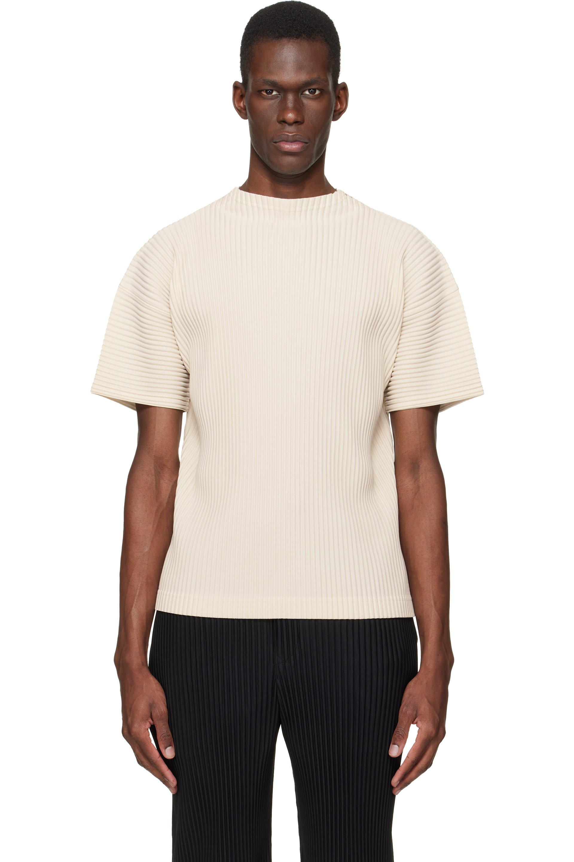 HOMME PLISSÉ ISSEY MIYAKE T-Shirts for Men | SSENSE Canada