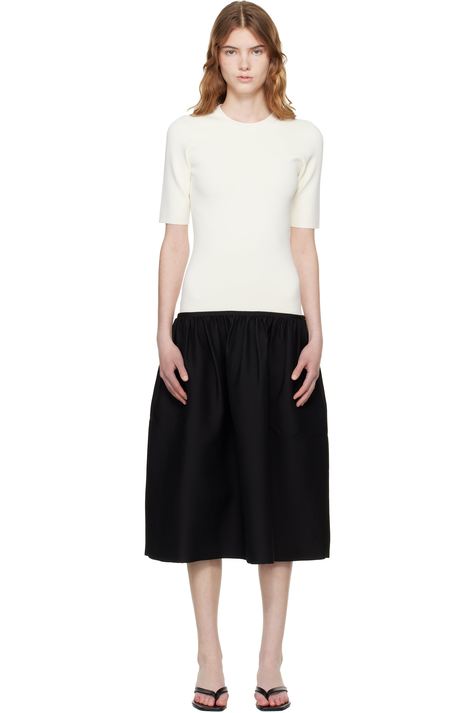 TOTEME - Robe midi de style t-shirt Twinflower blanc cassé et noir