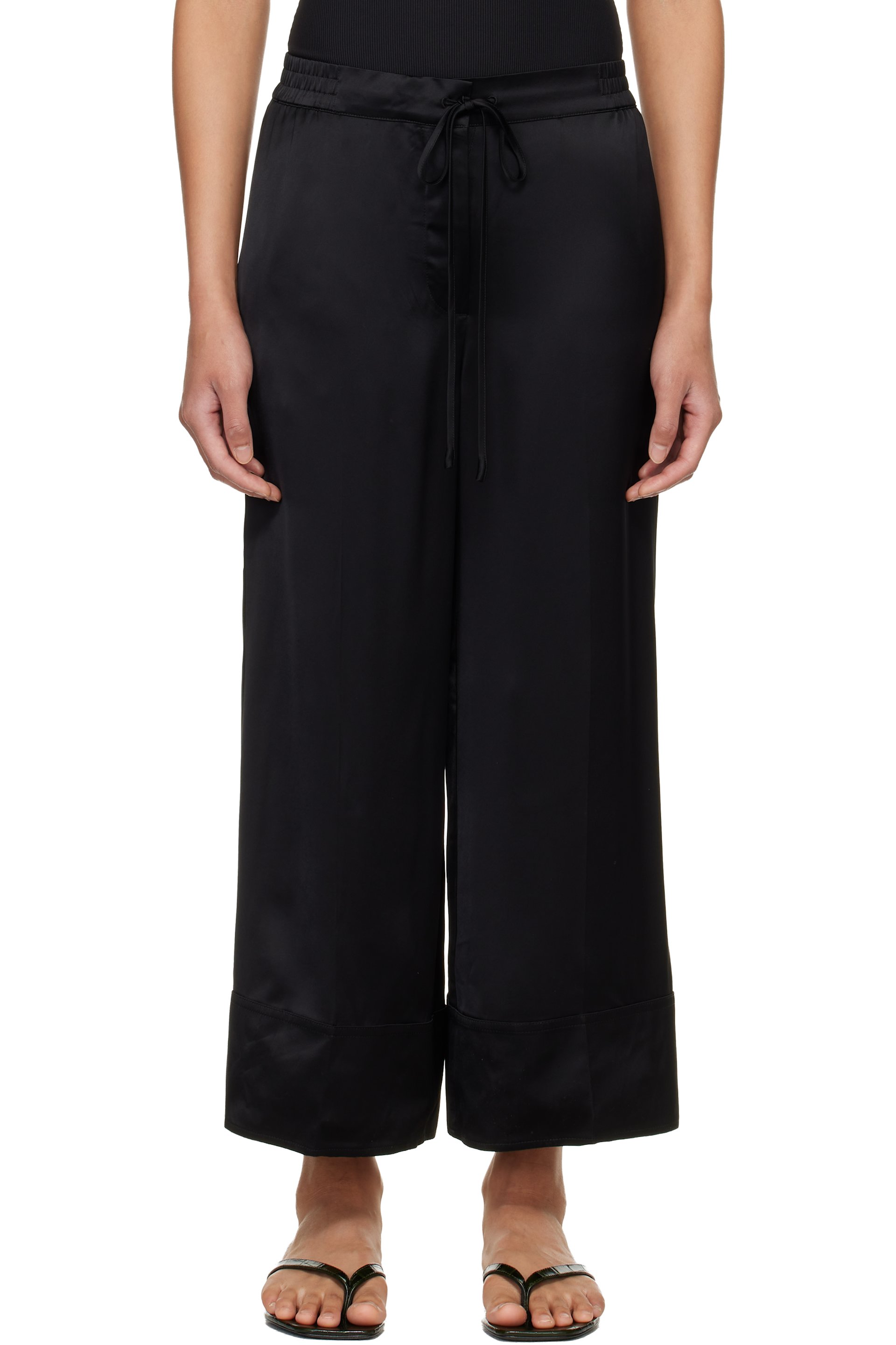TOTEME - Pantalon noir en satin à cordon coulissant