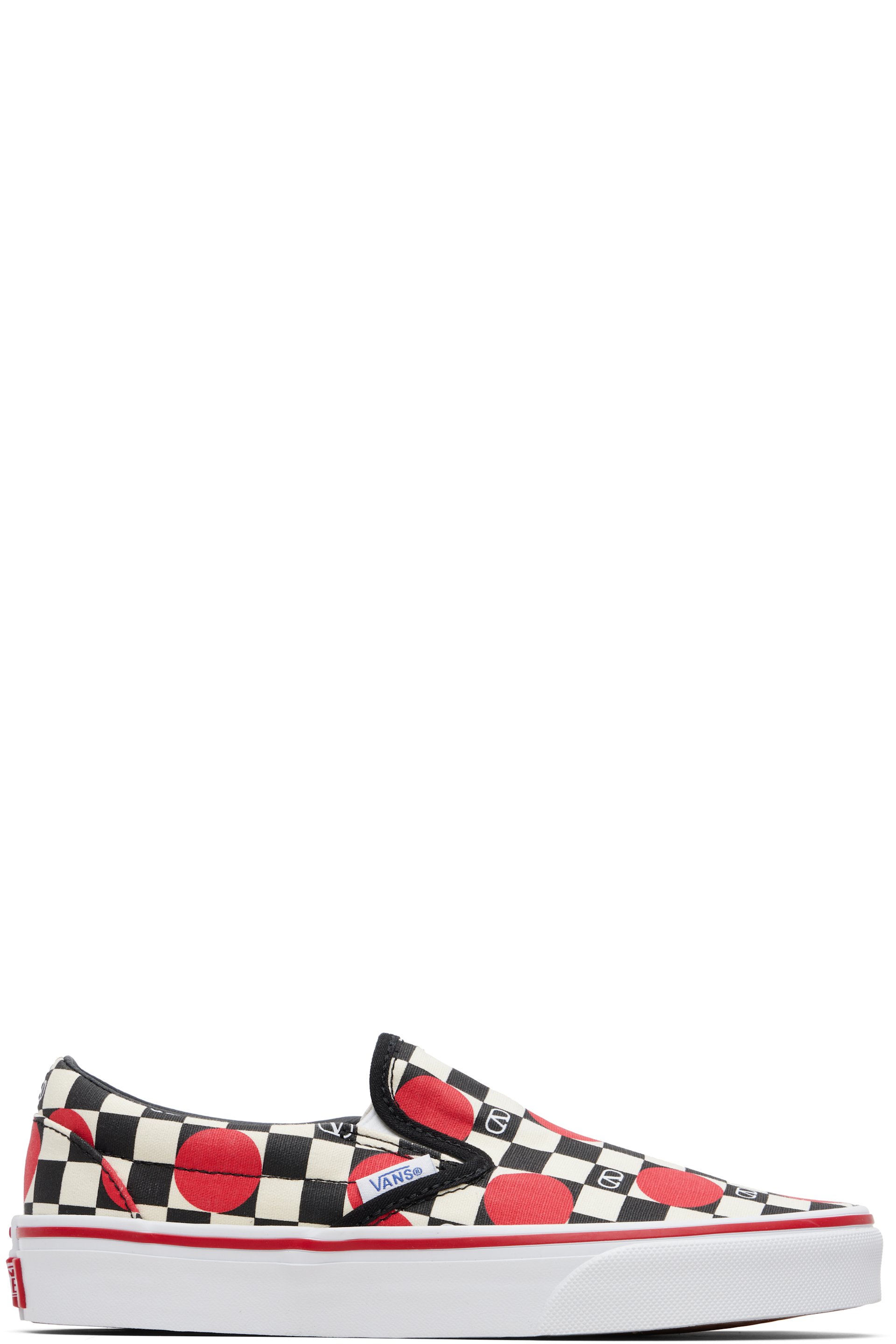 Valentino Garavani - Baskets à enfiler blanc cassé à motif damier et à logos en V édition Vans