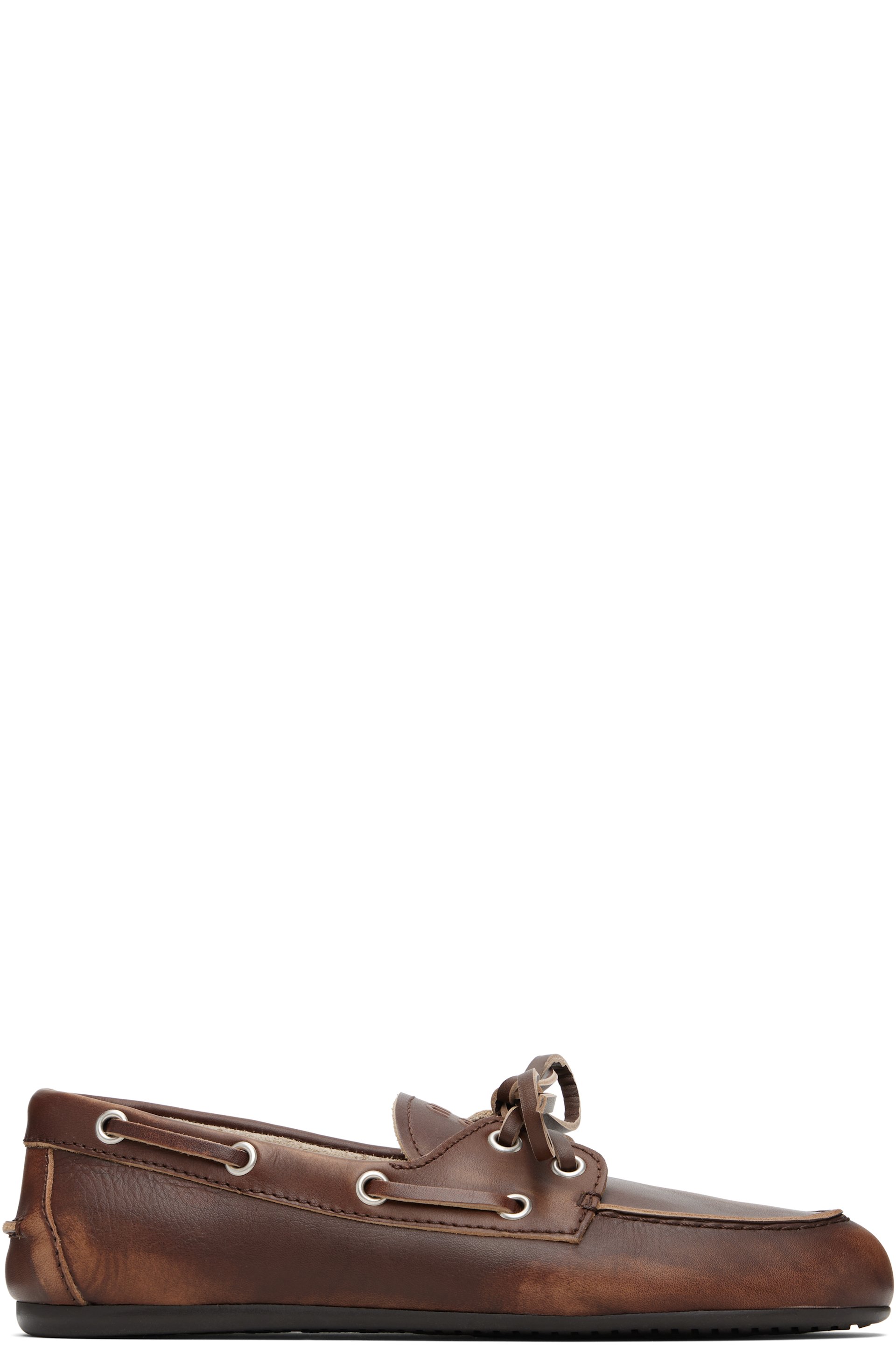 Miu Miu - Chaussures bateau brunes en cuir à effet délavé