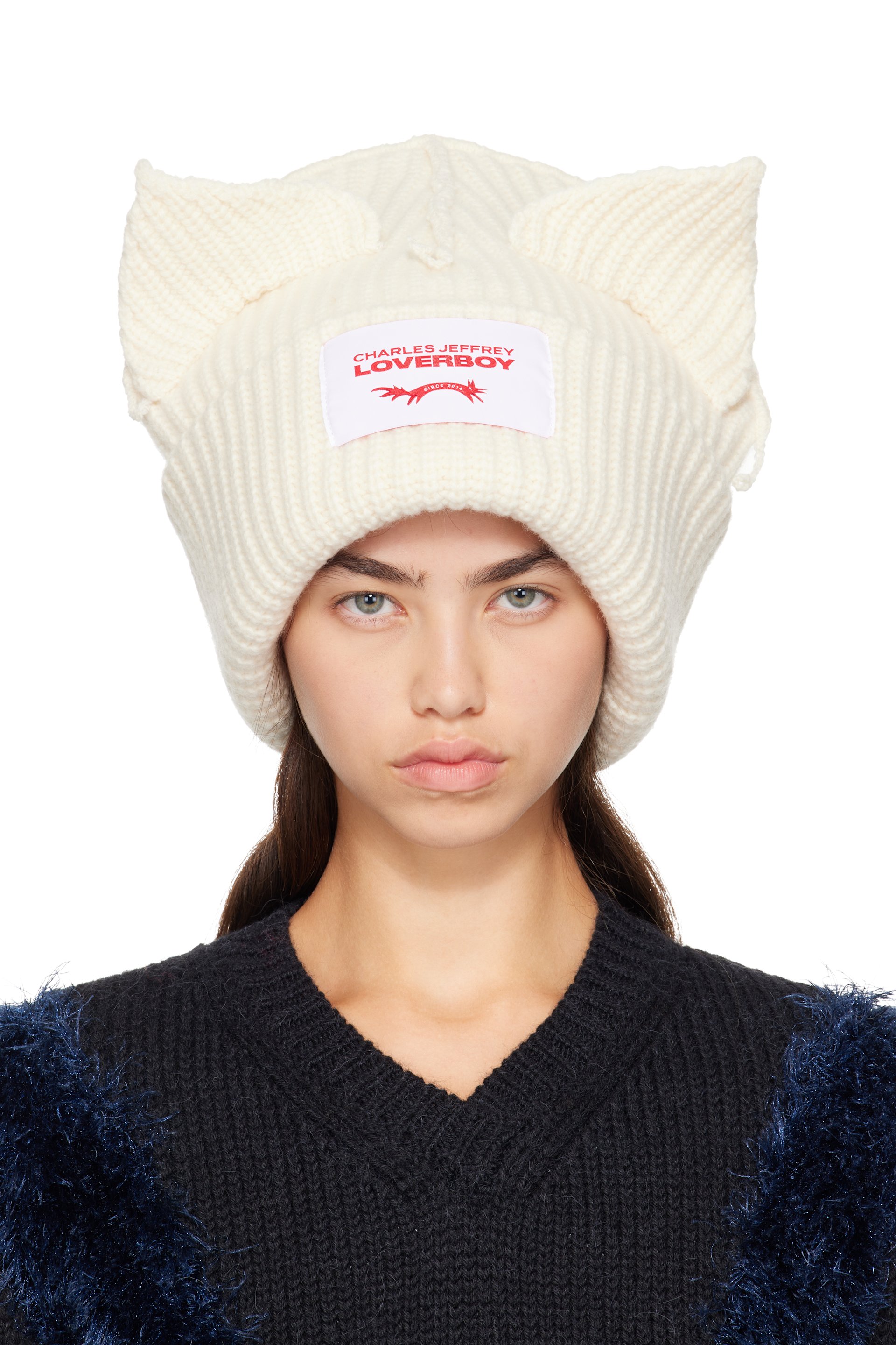 Charles Jeffrey LOVERBOY - Bonnet épais surdimensionné blanc cassé à appliqués d'oreille