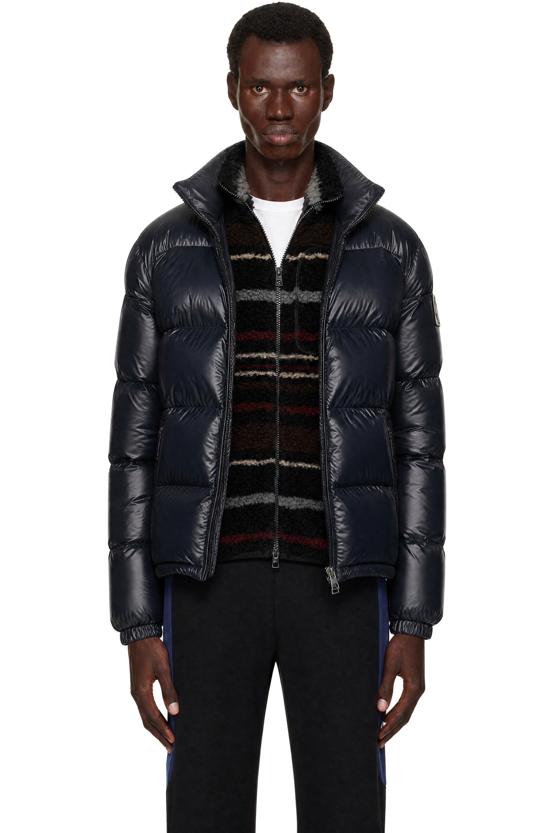 Moncler - 黑色羽绒夹克