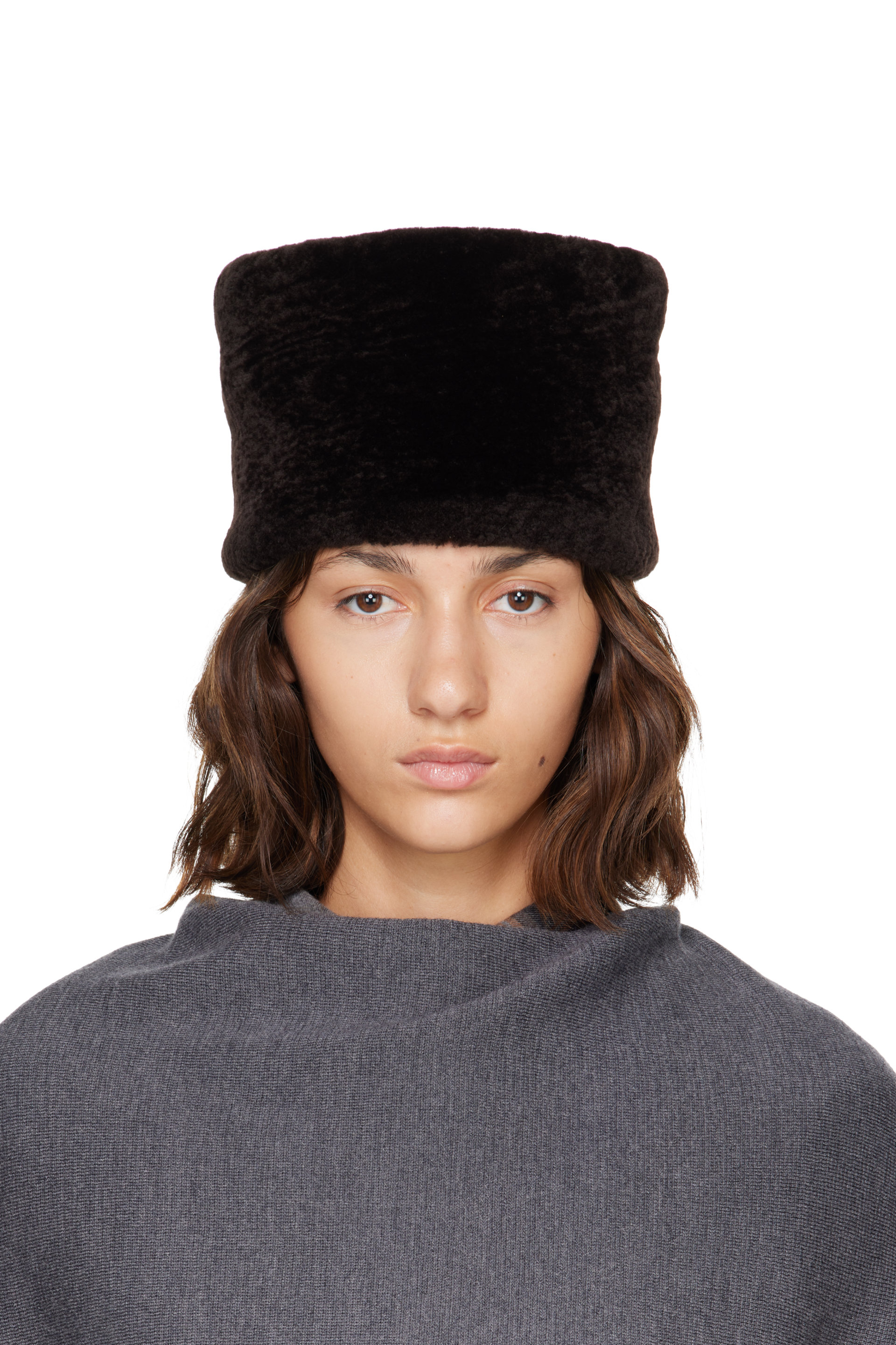 Róhe - Brown Asthrakan Shearling Hat