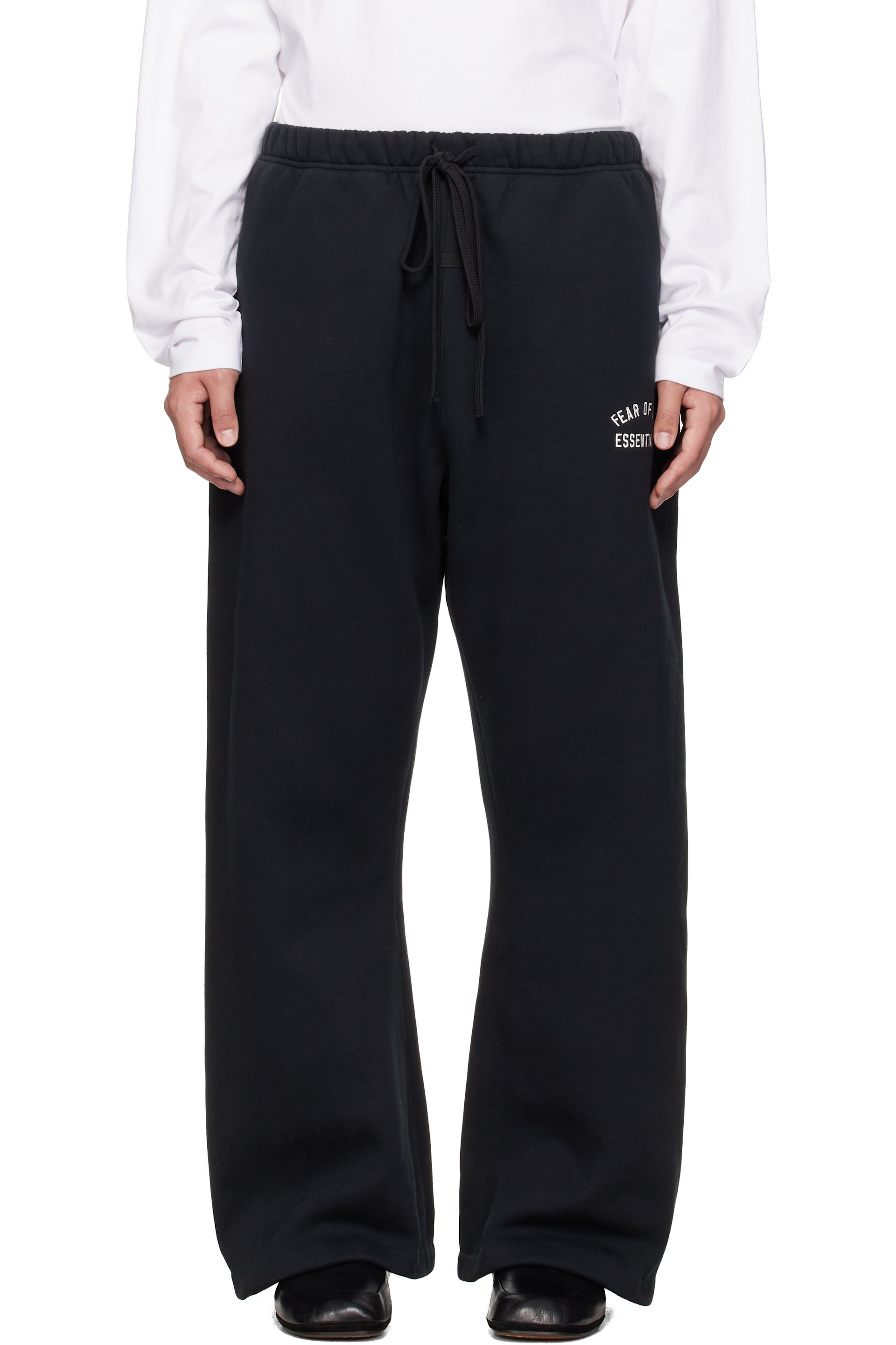 Fear of God ESSENTIALS - 黑色 Varsity Flare 运动裤