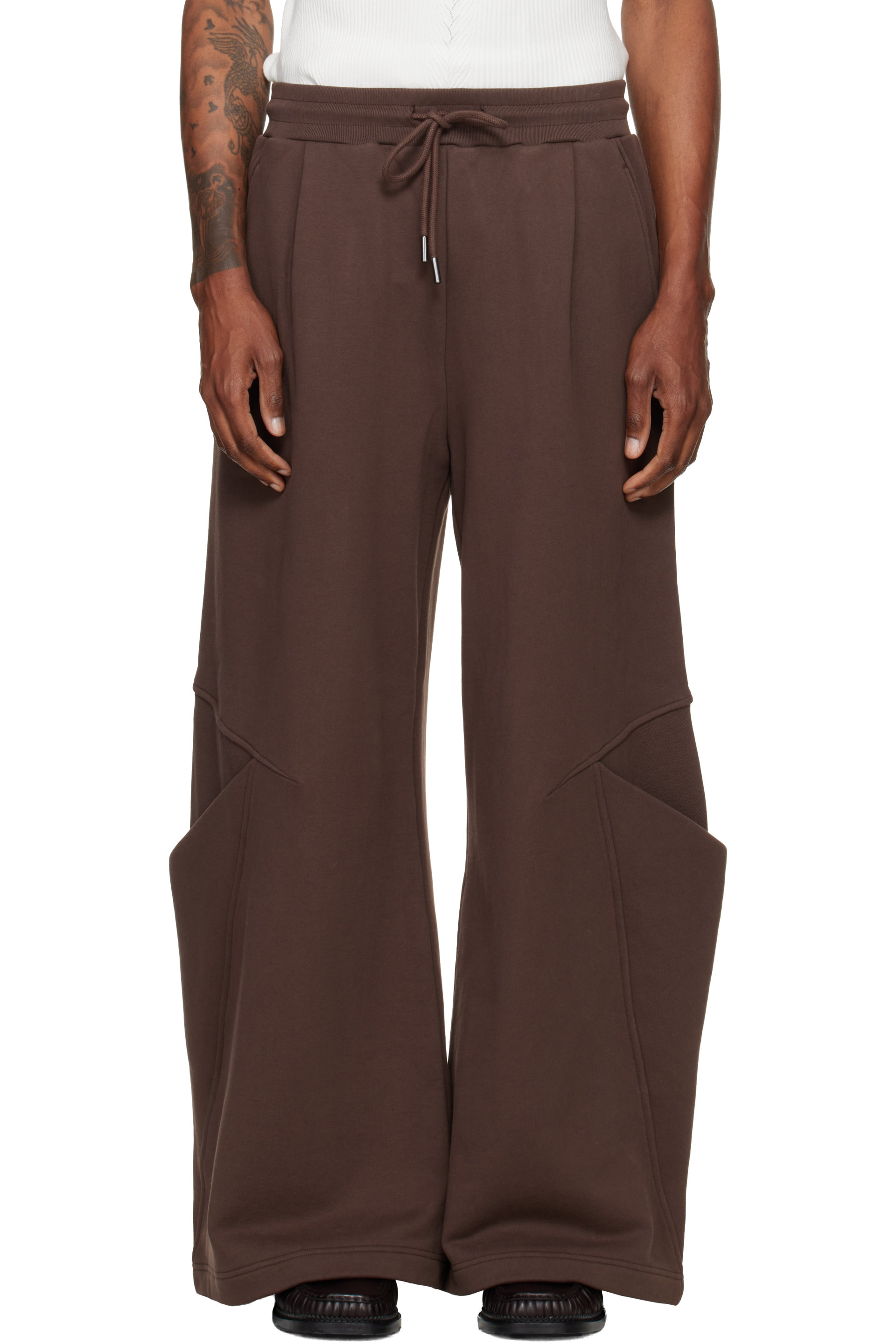 NULLUS - Pantalon de survêtement ample sculptural brun