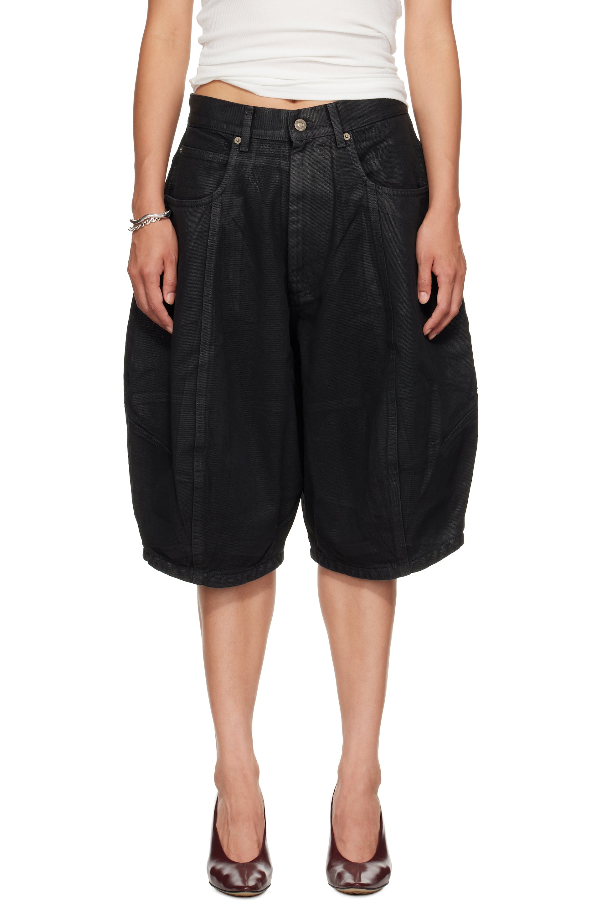 LU'U DAN - Black Puffa Shorts