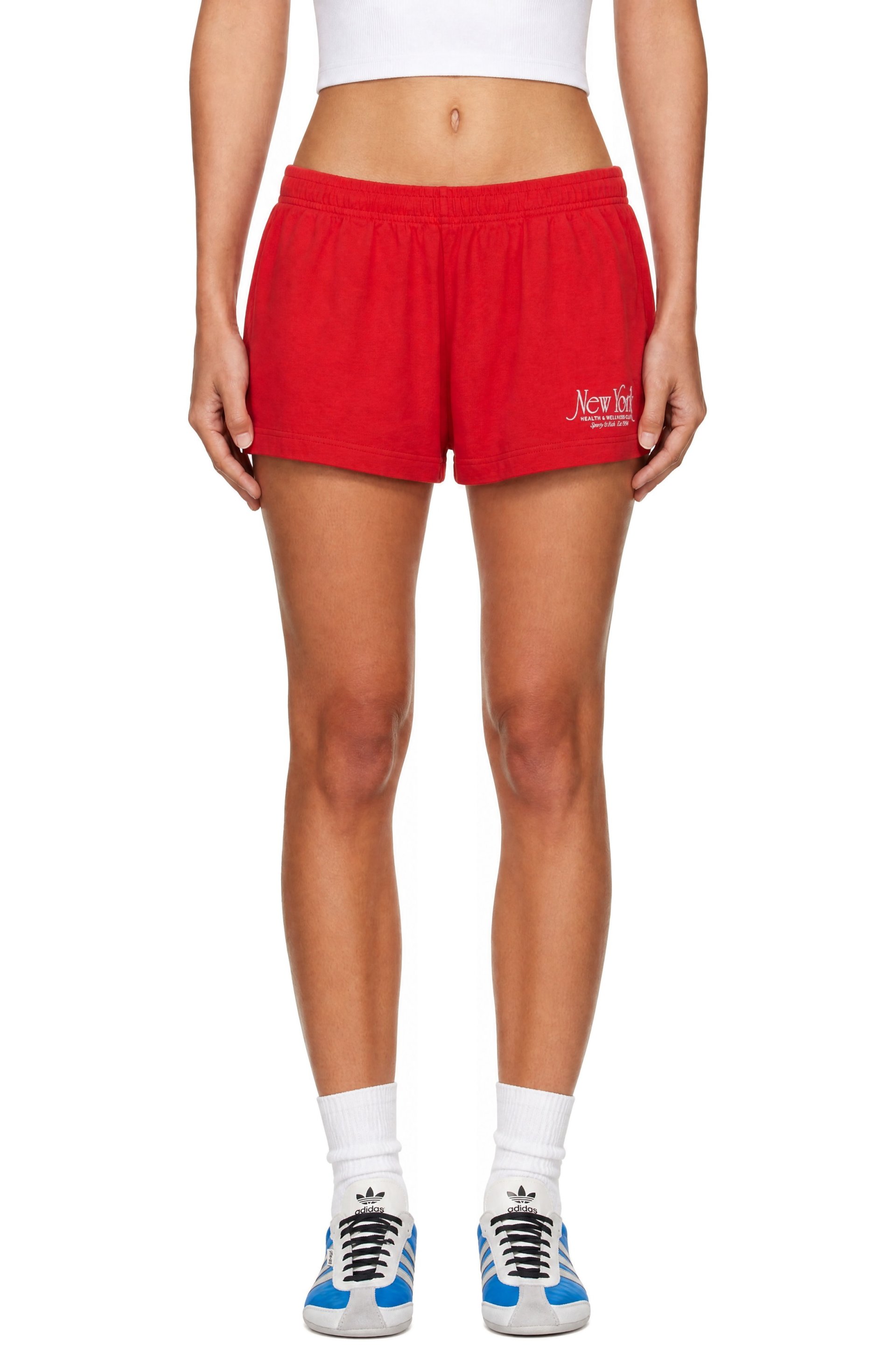 Sporty & Rich - Short Ivy Disco rouge à imprimé 'New York'