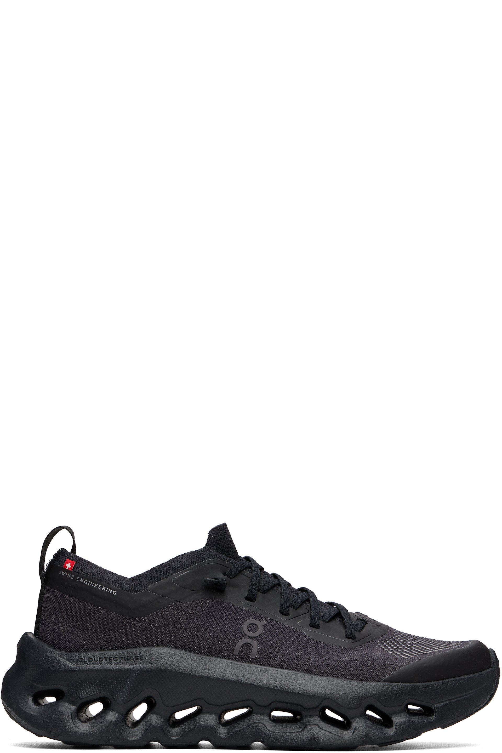 On - Baskets Cloudtilt Moon noires