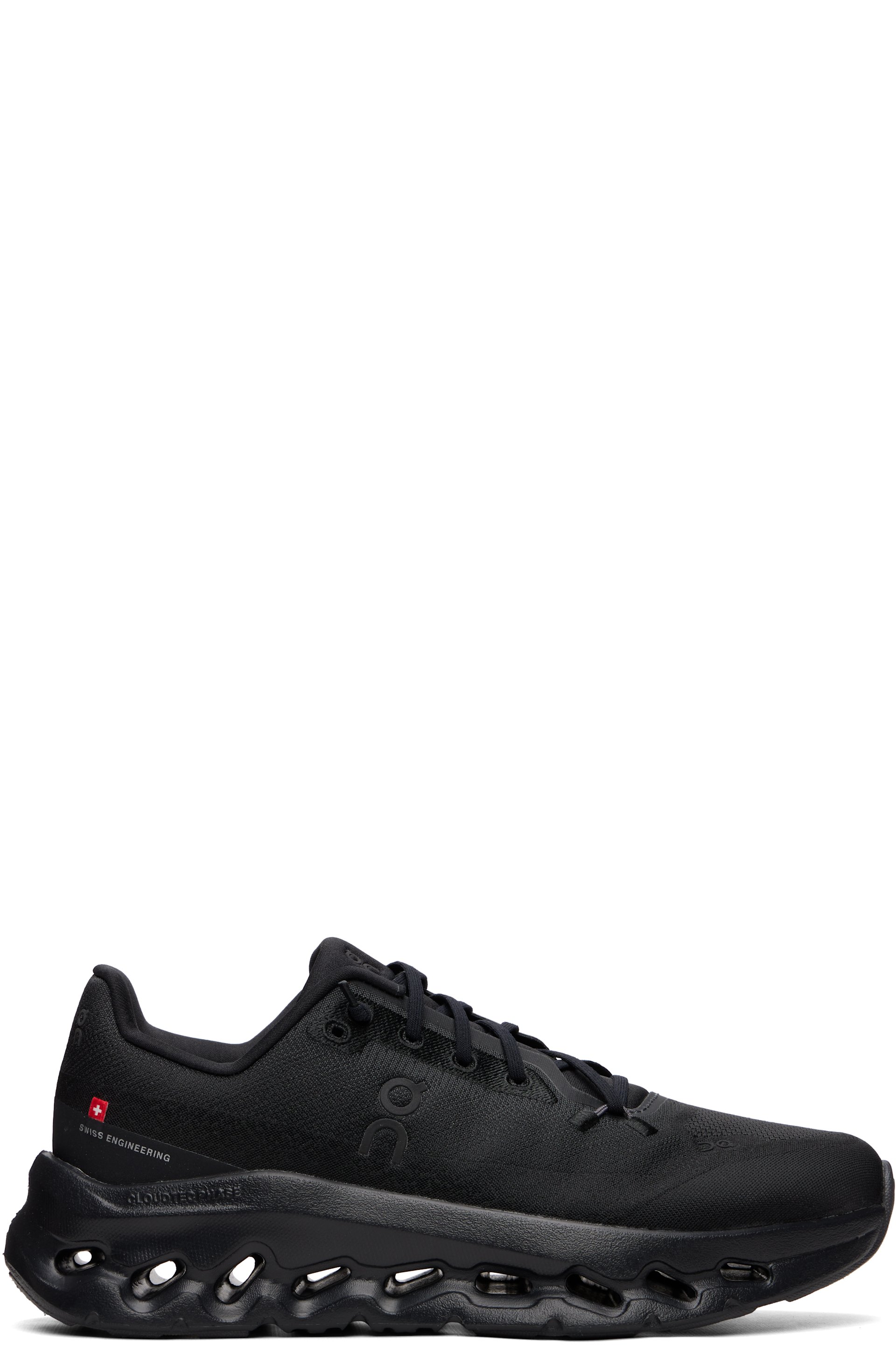 On - Black Cloudtilt Sneakers