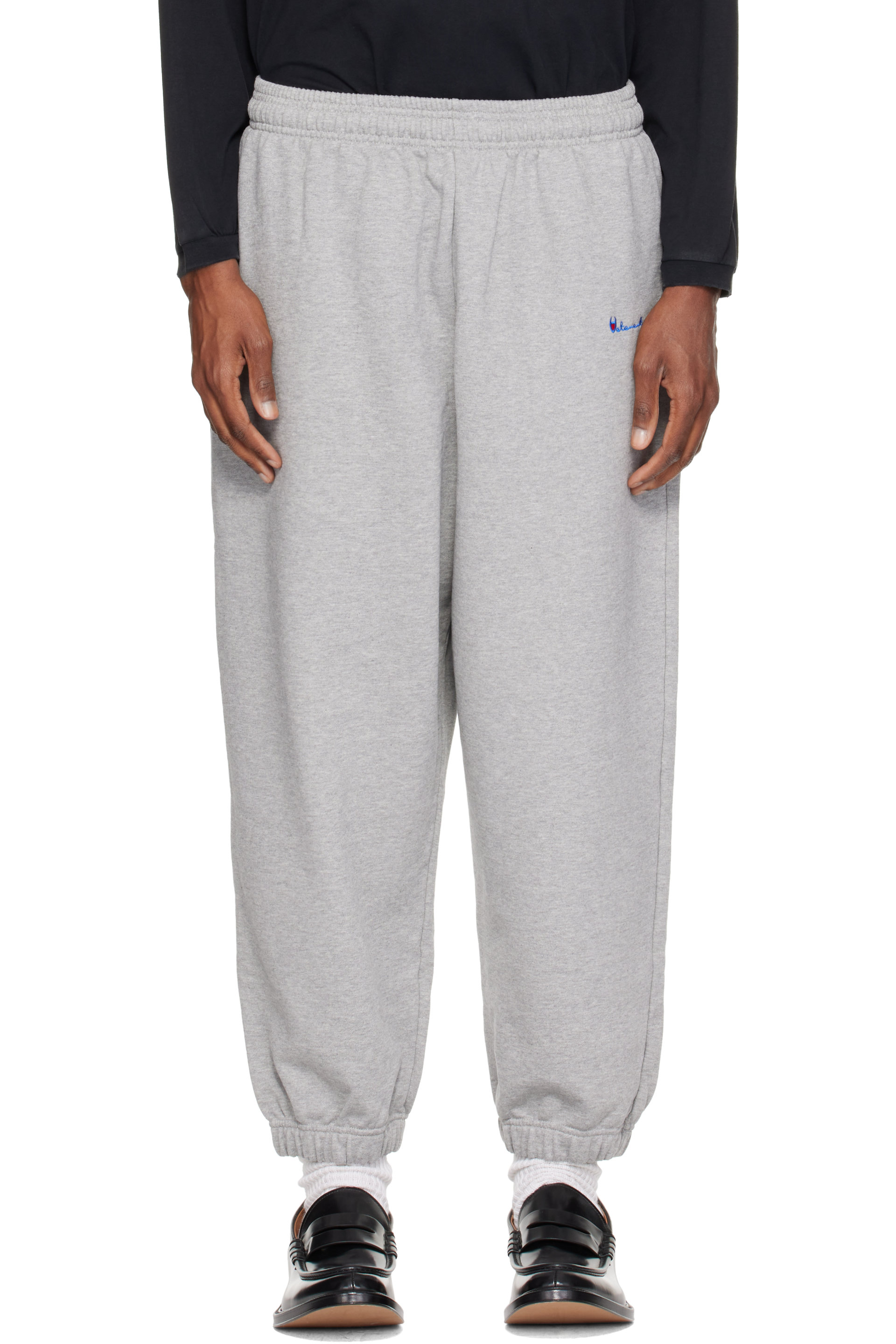 VETEMENTS - Pantalon de survêtement gris à logos