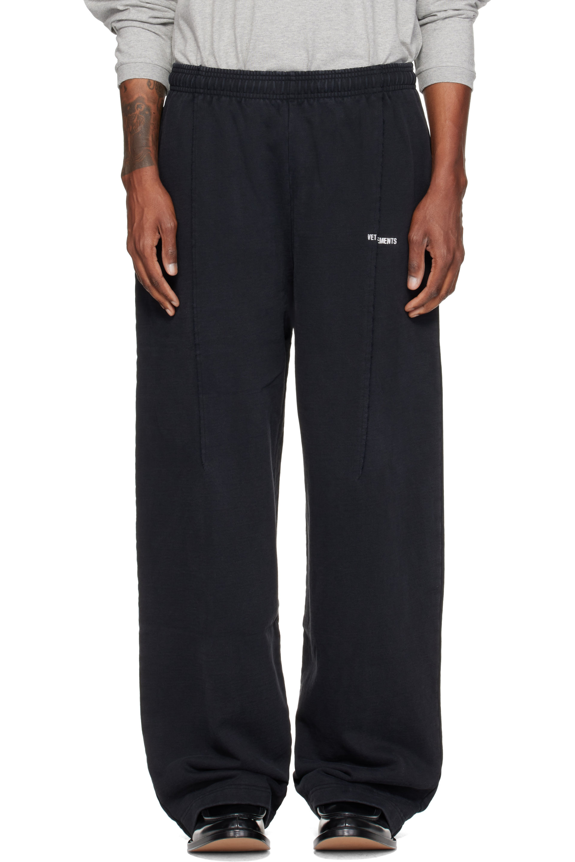 VETEMENTS - Pantalon de survêtement noir à bords bruts