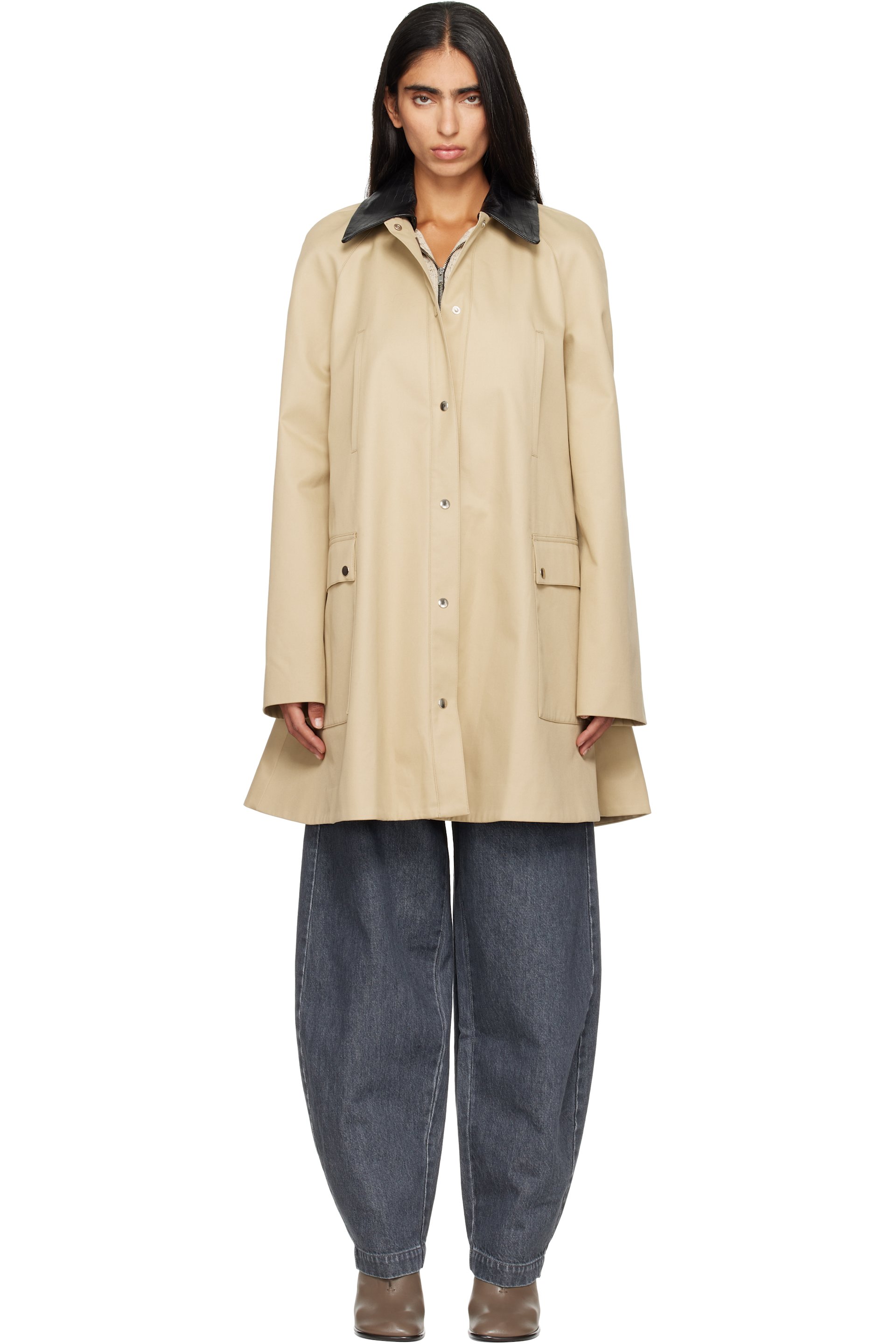 Cordera - Beige Leather Collar Voluminous Coat