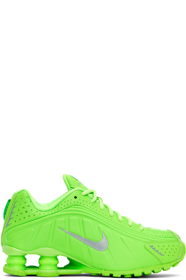 Nike — Green Shox R4 Sneakers