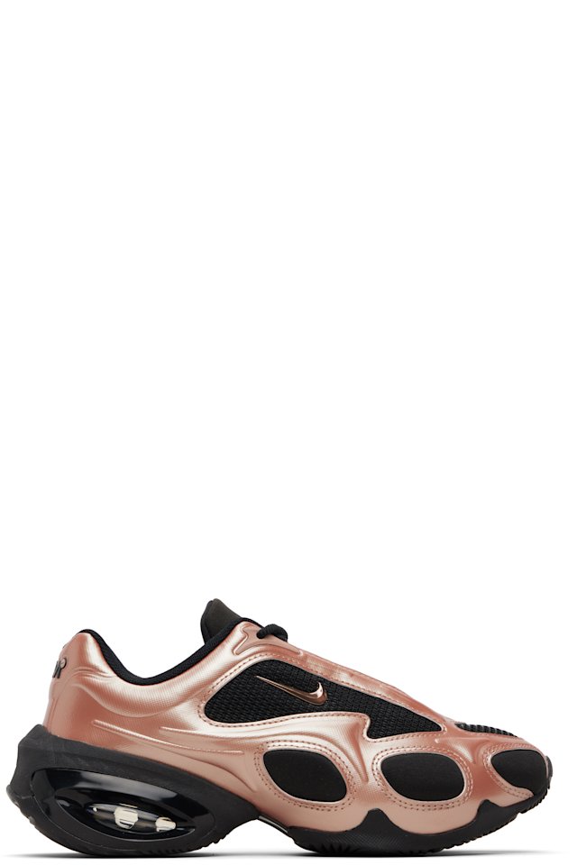 Nike — Black & Pink Air Max Muse Sneakers