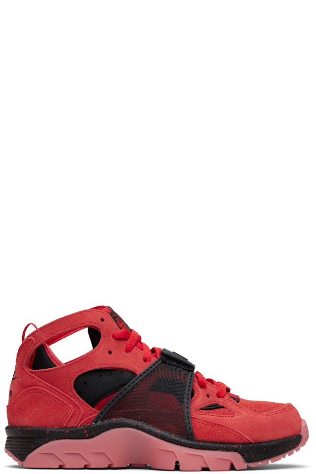 Nike — Red & Black Nike Air Trainer Huarache Sneakers