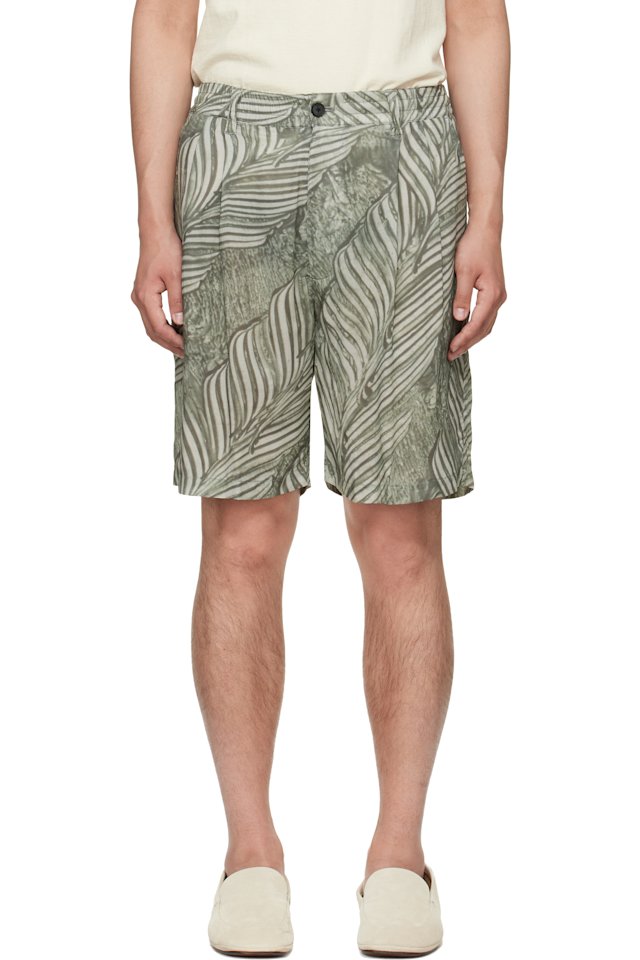 YOKE — Green Leaf Pattern Printed Rayon 2Pleated Easy Shorts