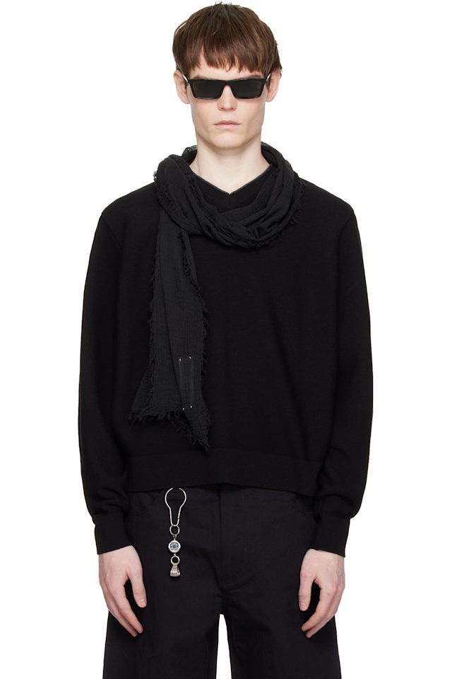 COOR — Black V-Neck Merino Wool Layered Sweater