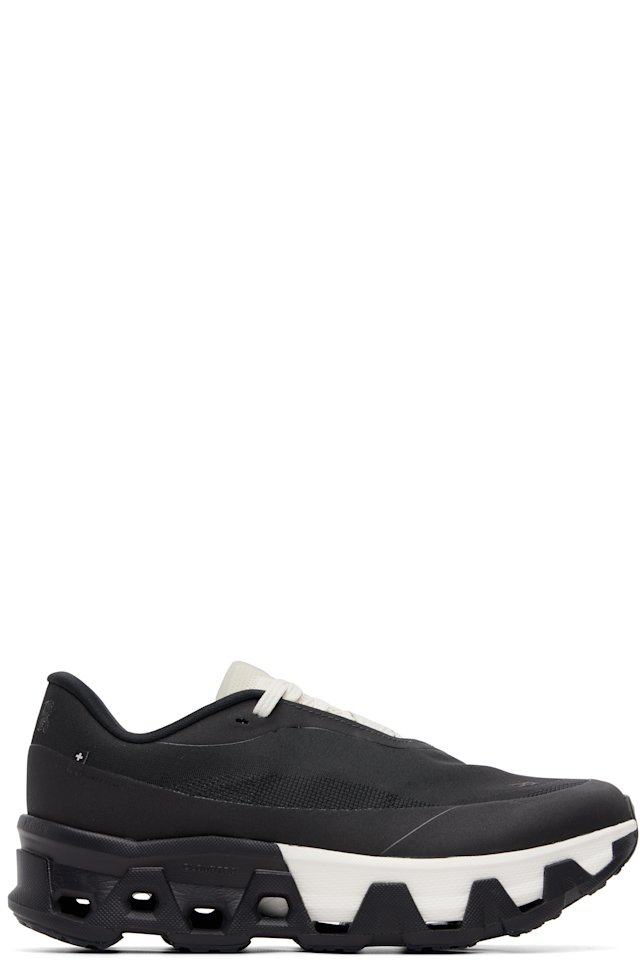 POST ARCHIVE FACTION (PAF) — Black On Edition Cloudmonster Hyper Sneakers
