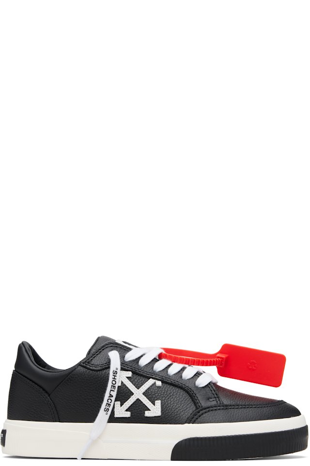 Off-White — Black Vulcanized Low Calf Sneakers