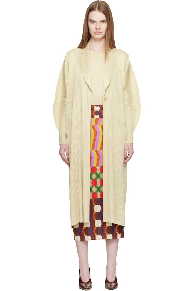 PLEATS PLEASE ISSEY MIYAKE — Beige Monthly Colors December Coat