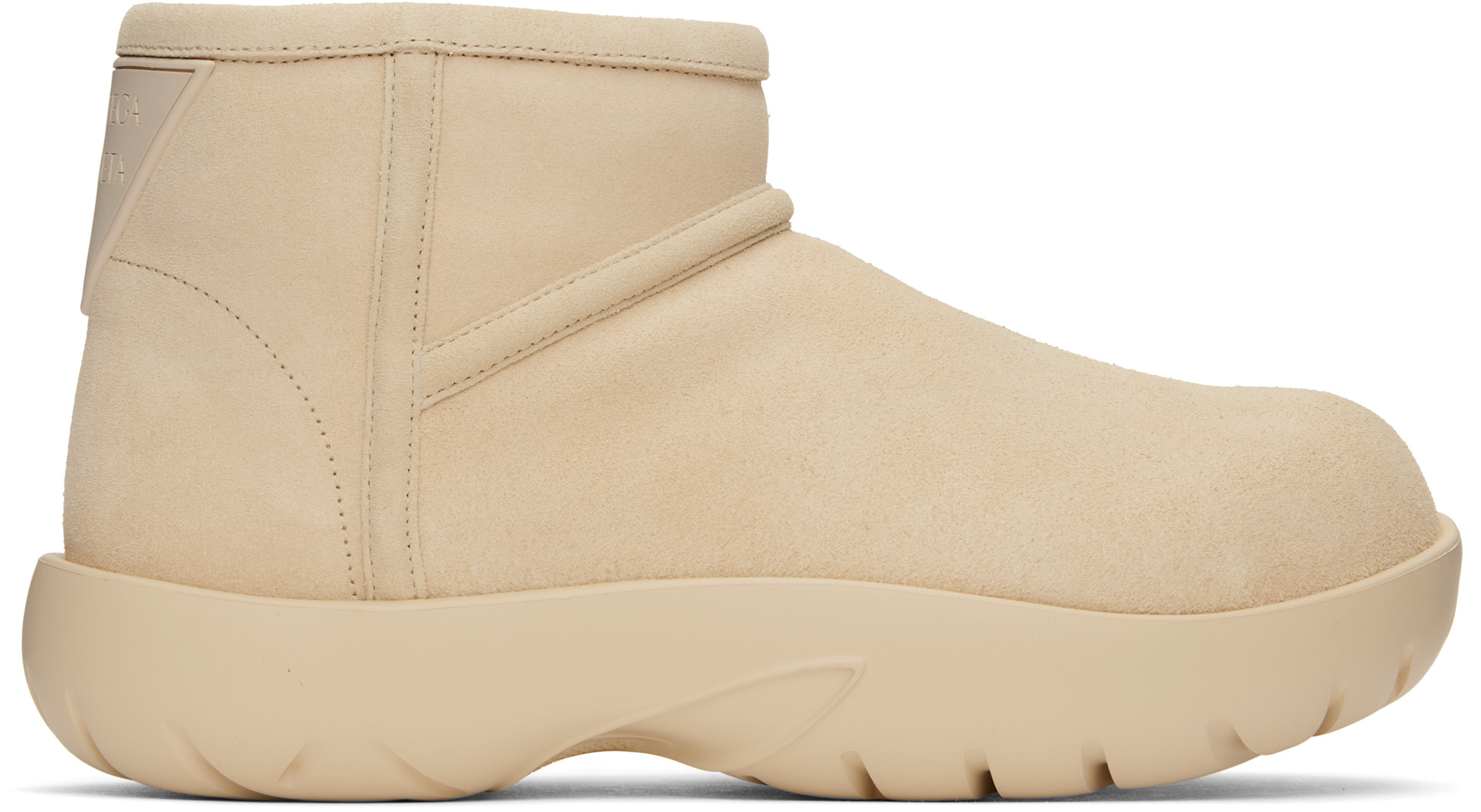 BOTTEGA VENETA ベージュ ショートブーツ Bottega Veneta: Beige Snap Ankle Boots | SSENSE