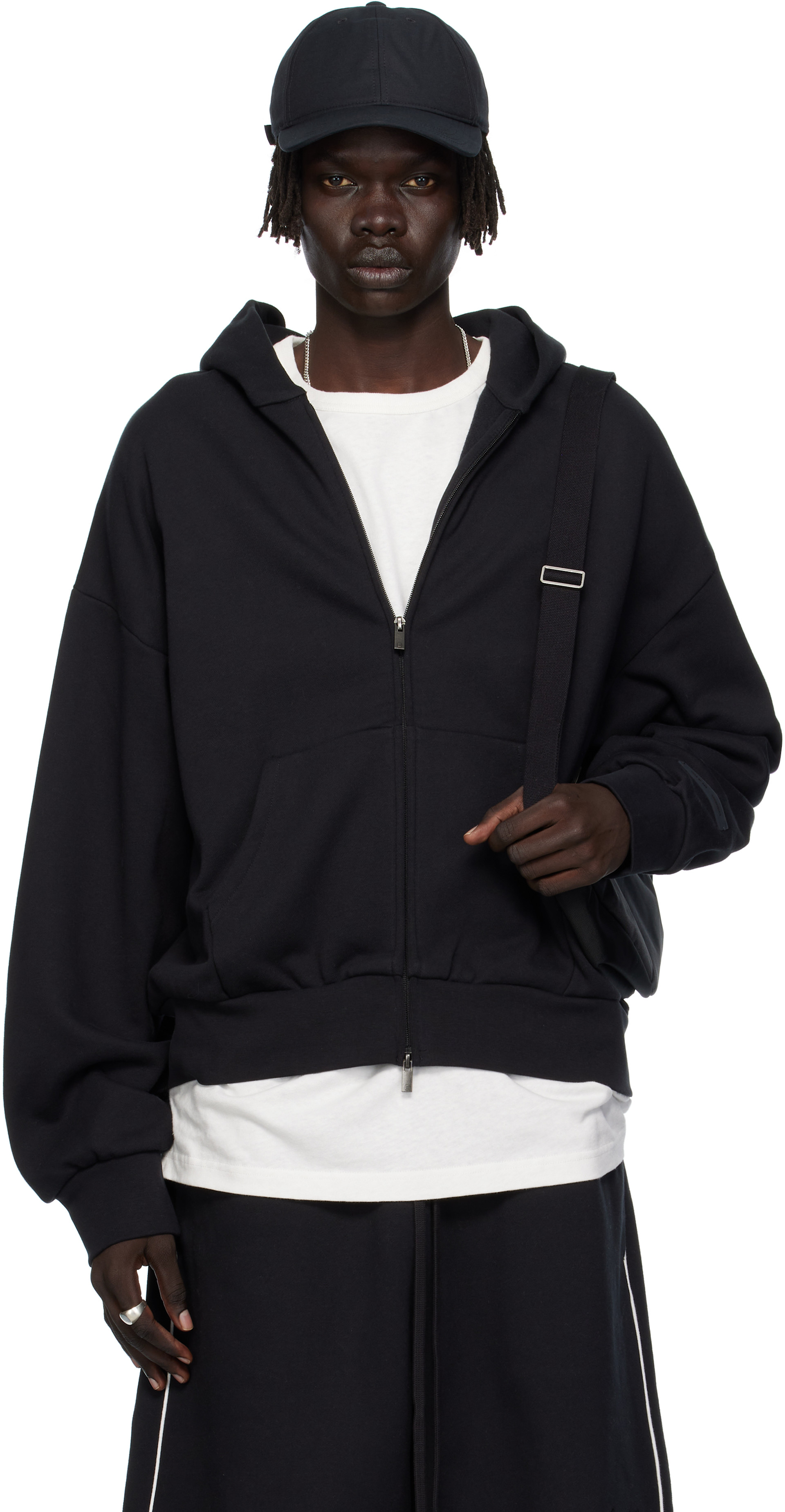 ESSENTIALS FEAR OF GOD ブラックジャケット XL Fear of God ESSENTIALS: Black Classic Fit Fleece Zip-Up Hoodie
