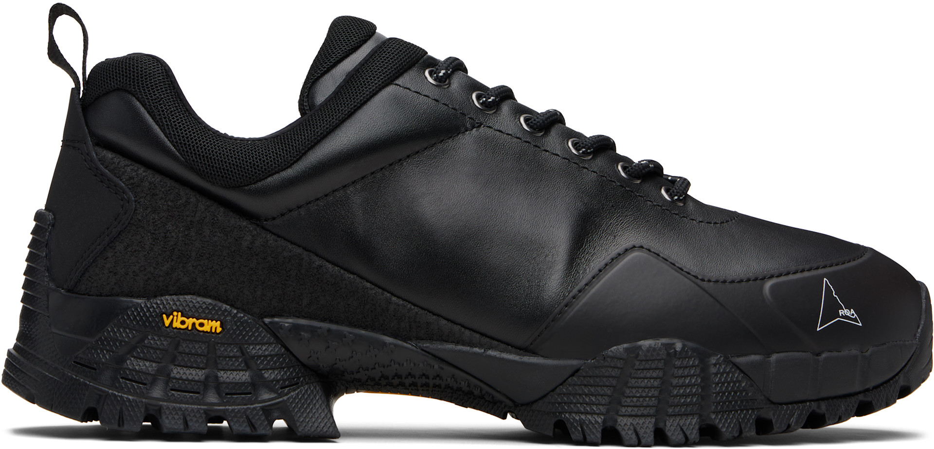 ROA: Black Neal Sneakers | SSENSE Switzerland