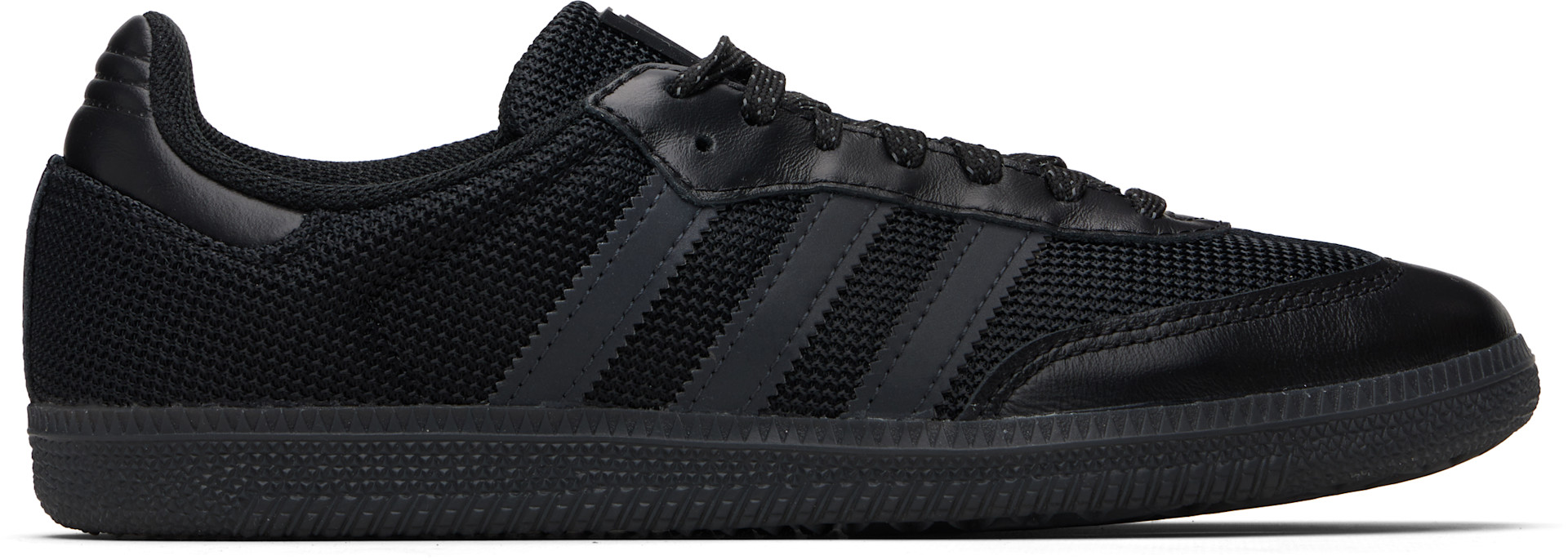adidas Originals: Black Samba OG Sneakers | SSENSE Canada